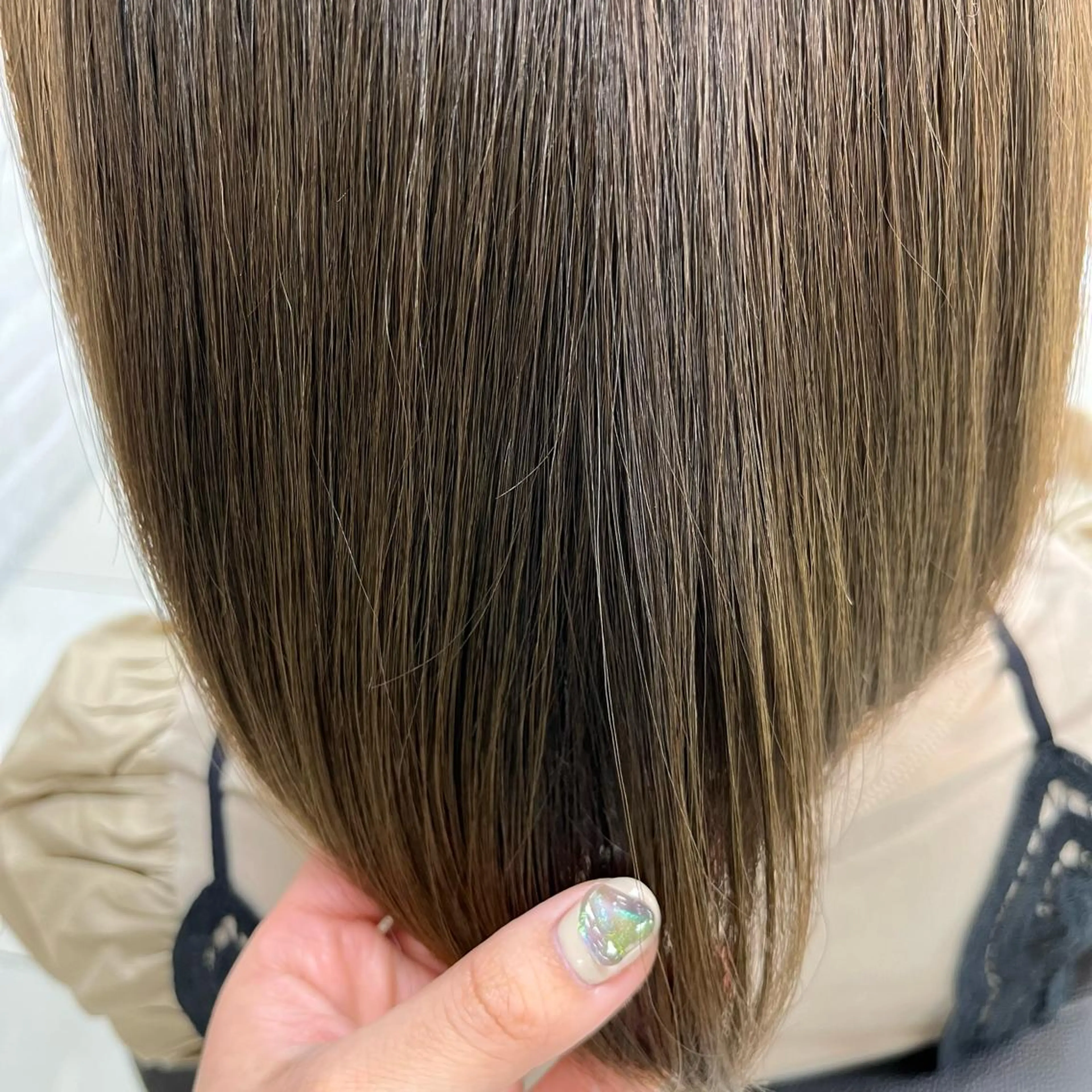 ショート カラー アッシュ ベージュカラー メンズ縮毛矯正🦊ハ イトーン　RYOKAのヘアスタイル