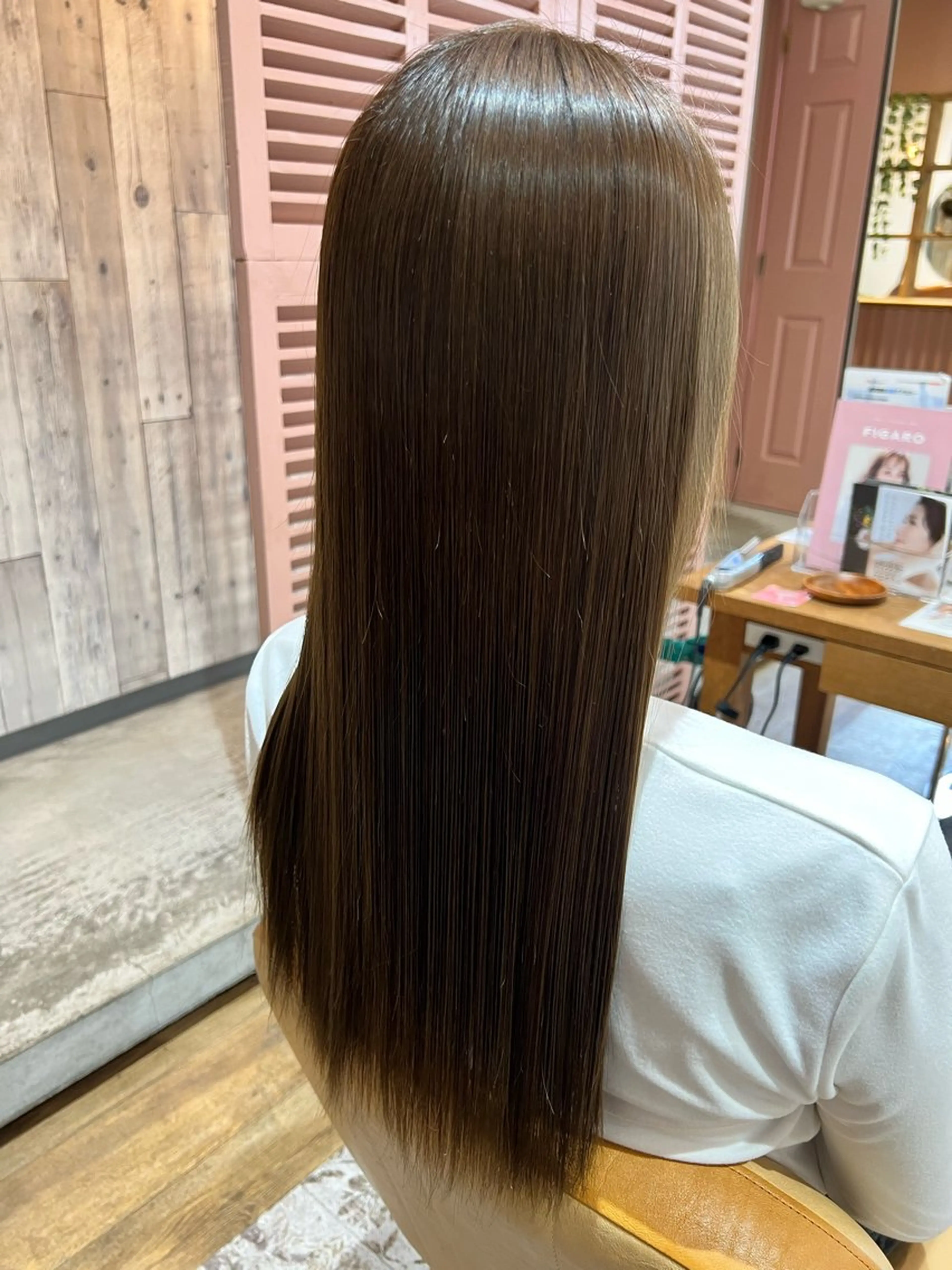 セミロング 縮毛矯正 トリートメント 藤井 雄大のヘアスタイル