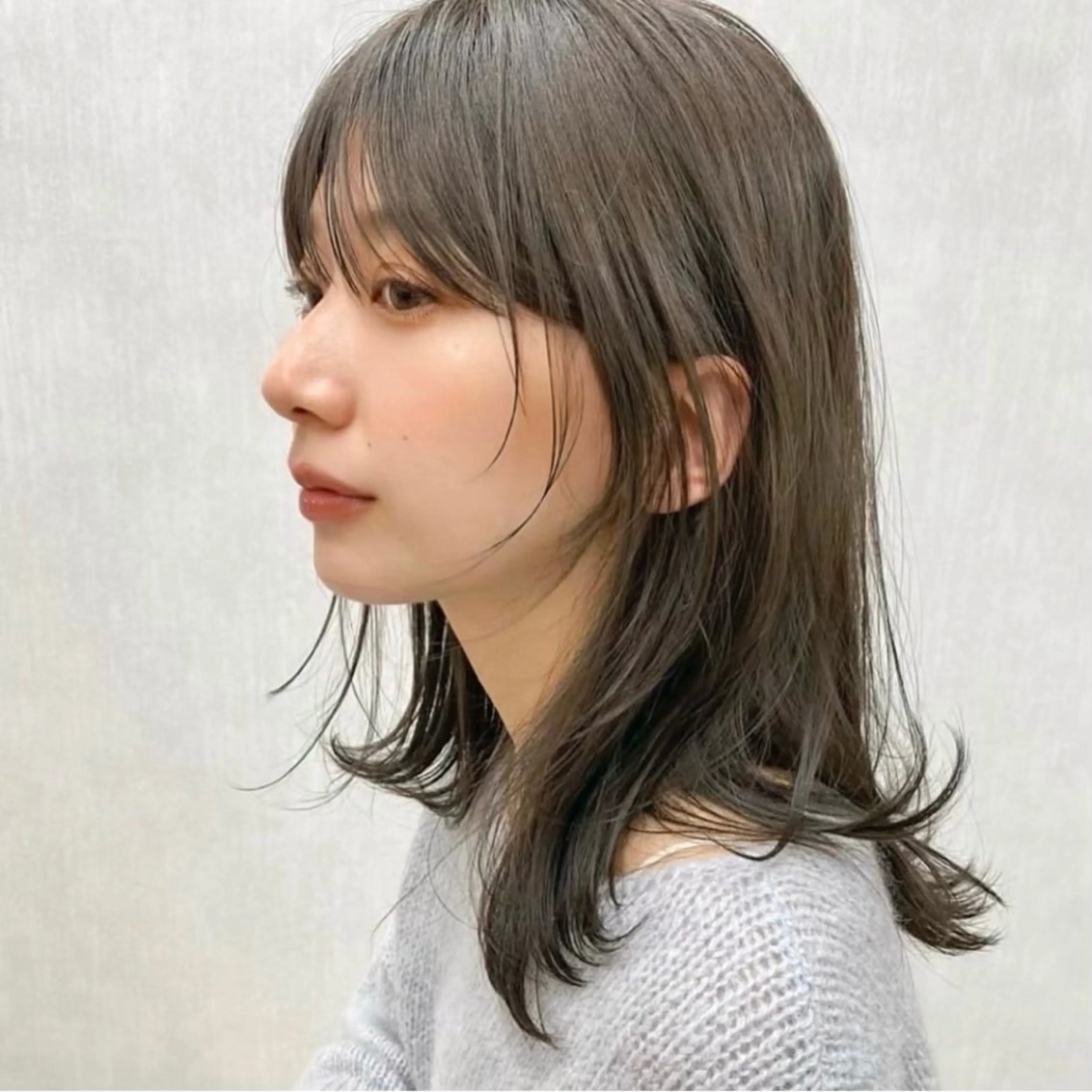 ミディアム カラー ベージュカラー オリーブベージュ カット ヘアカラー トリートメント ヘッドスパ 内野   龍海 / レイヤーカットのヘアスタイル