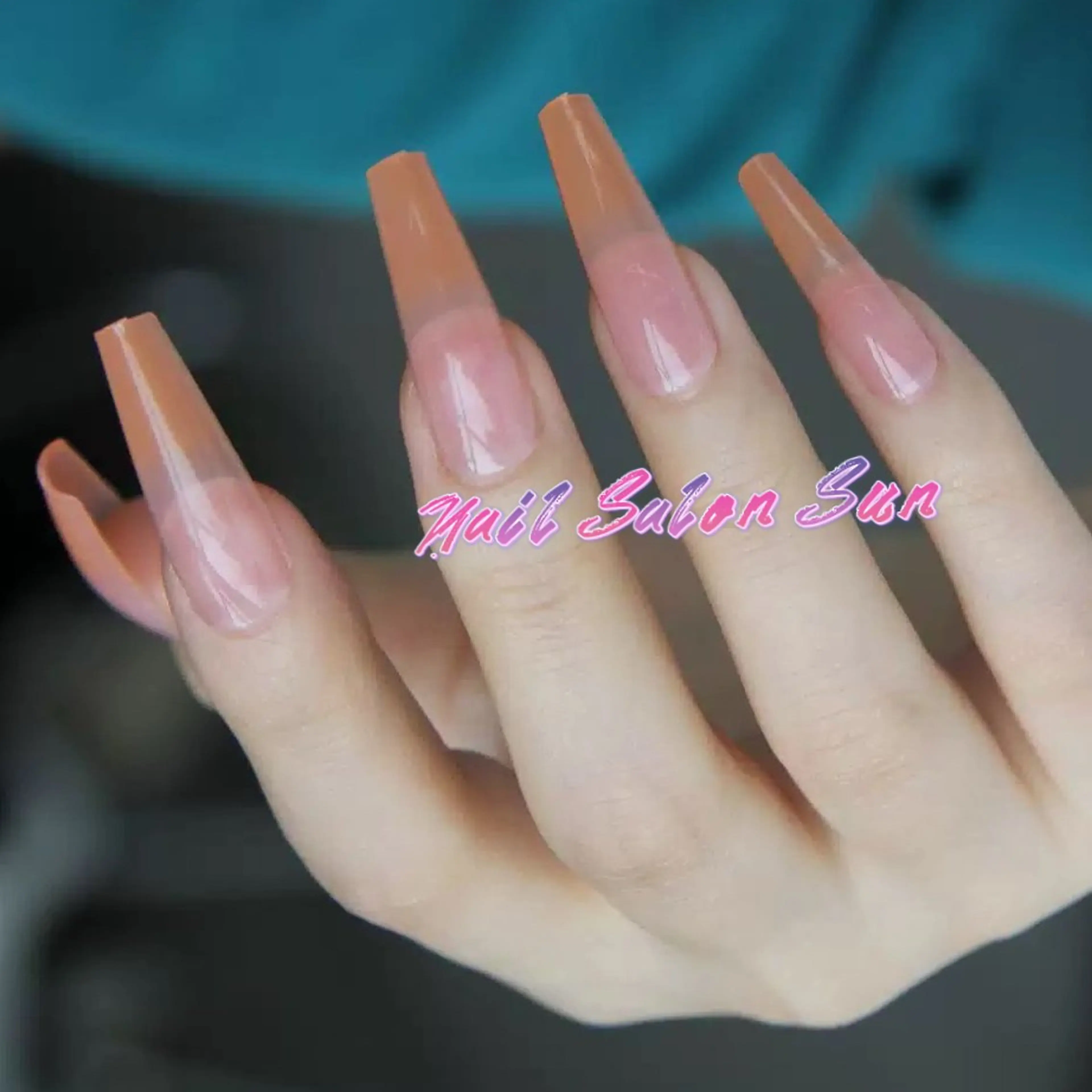 ネイル グラデーション ハンドネイル Sun Nail サン ネイルサロンのネイルデザイン