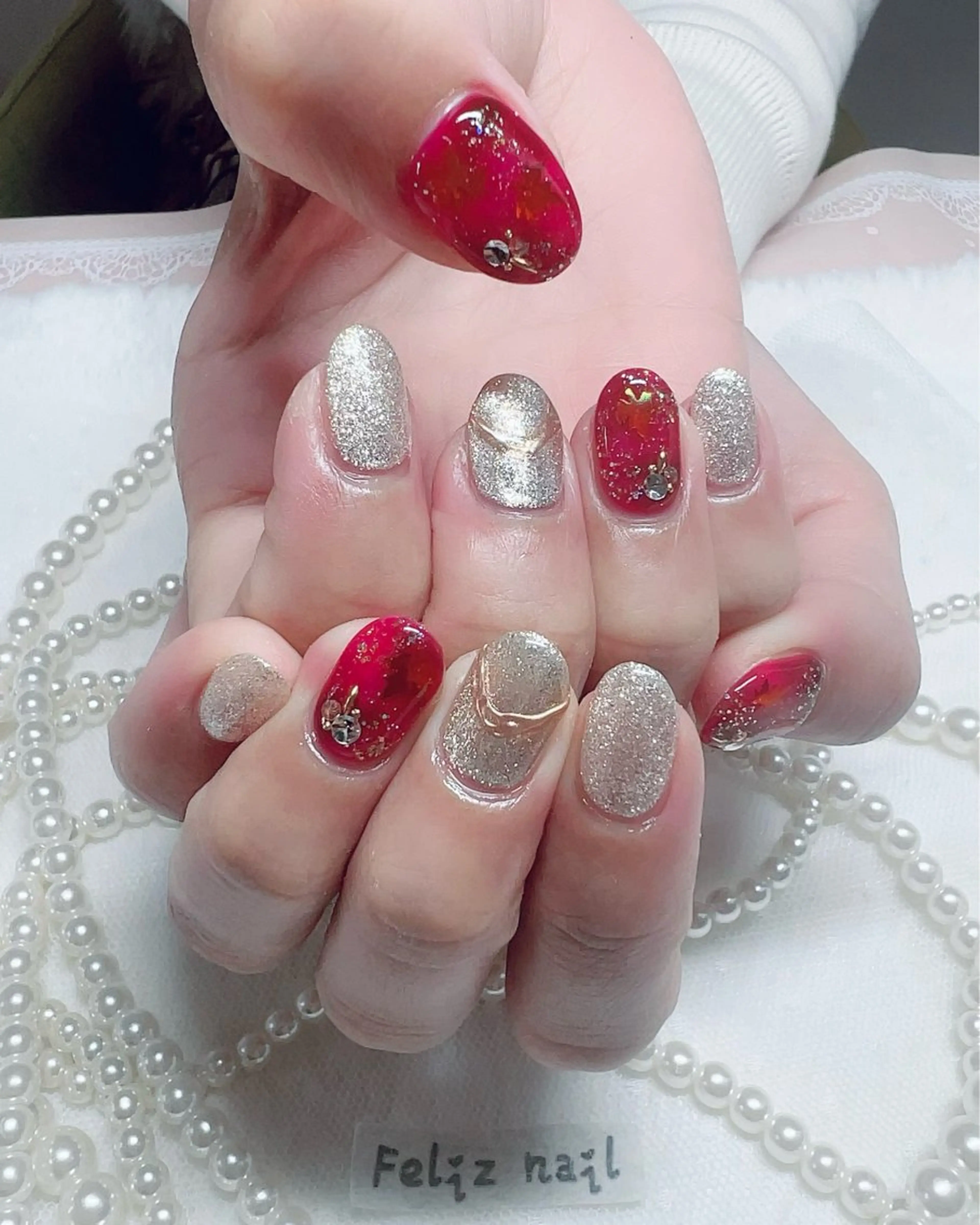 ネイル ジェルネイル キラキラネイル ニュアンスネイル オフィスネイル パラジェル ユキカ (ネイリスト)のネイルデザイン