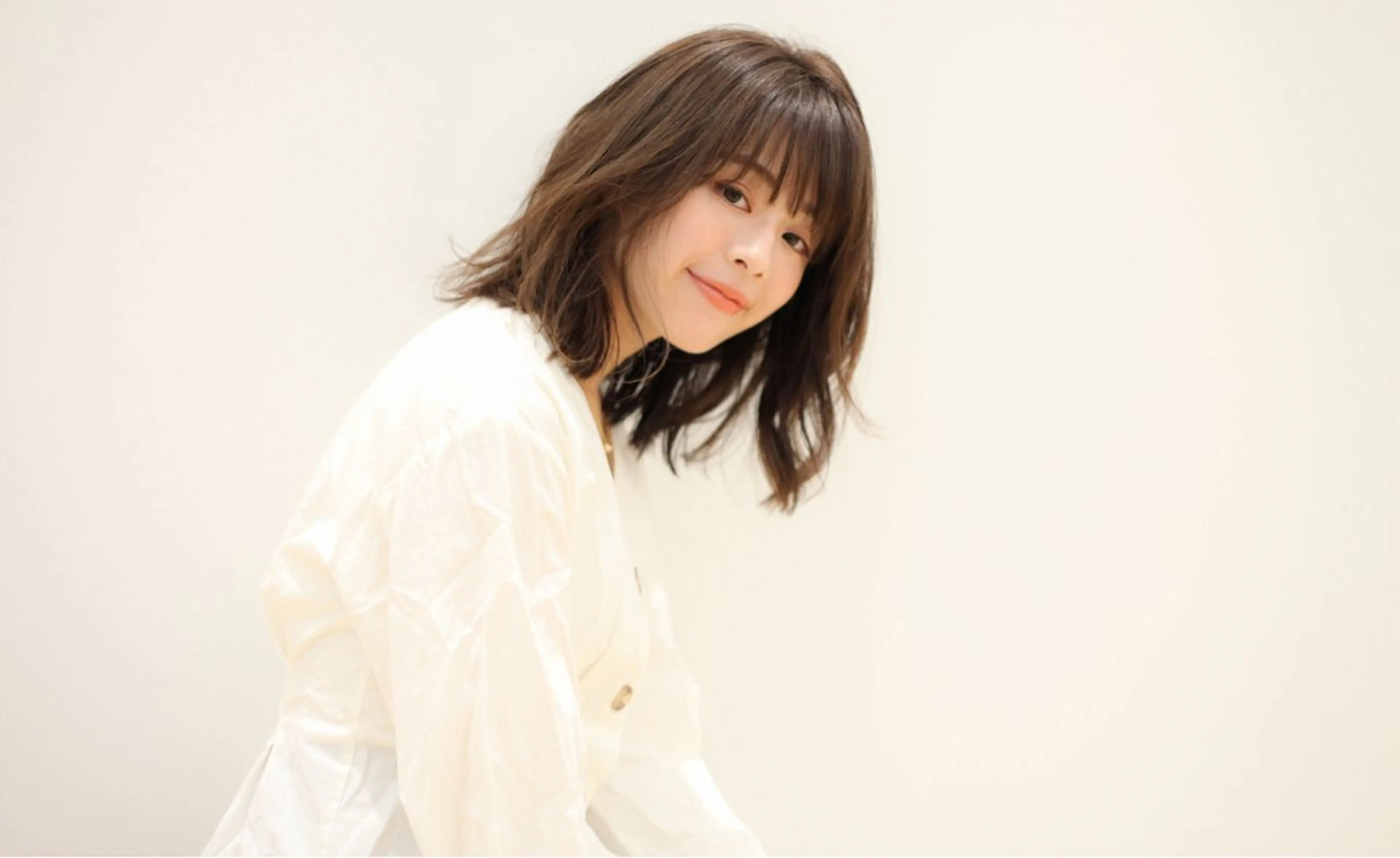 ミディアム カラー パーマ ヘアアレンジ 透明感カラー カット ヘアカラー トリートメント VIVIE【ヴィヴィ】所属・髪質改善/韓国風 レイヤー/田村祐樹のヘアスタイル