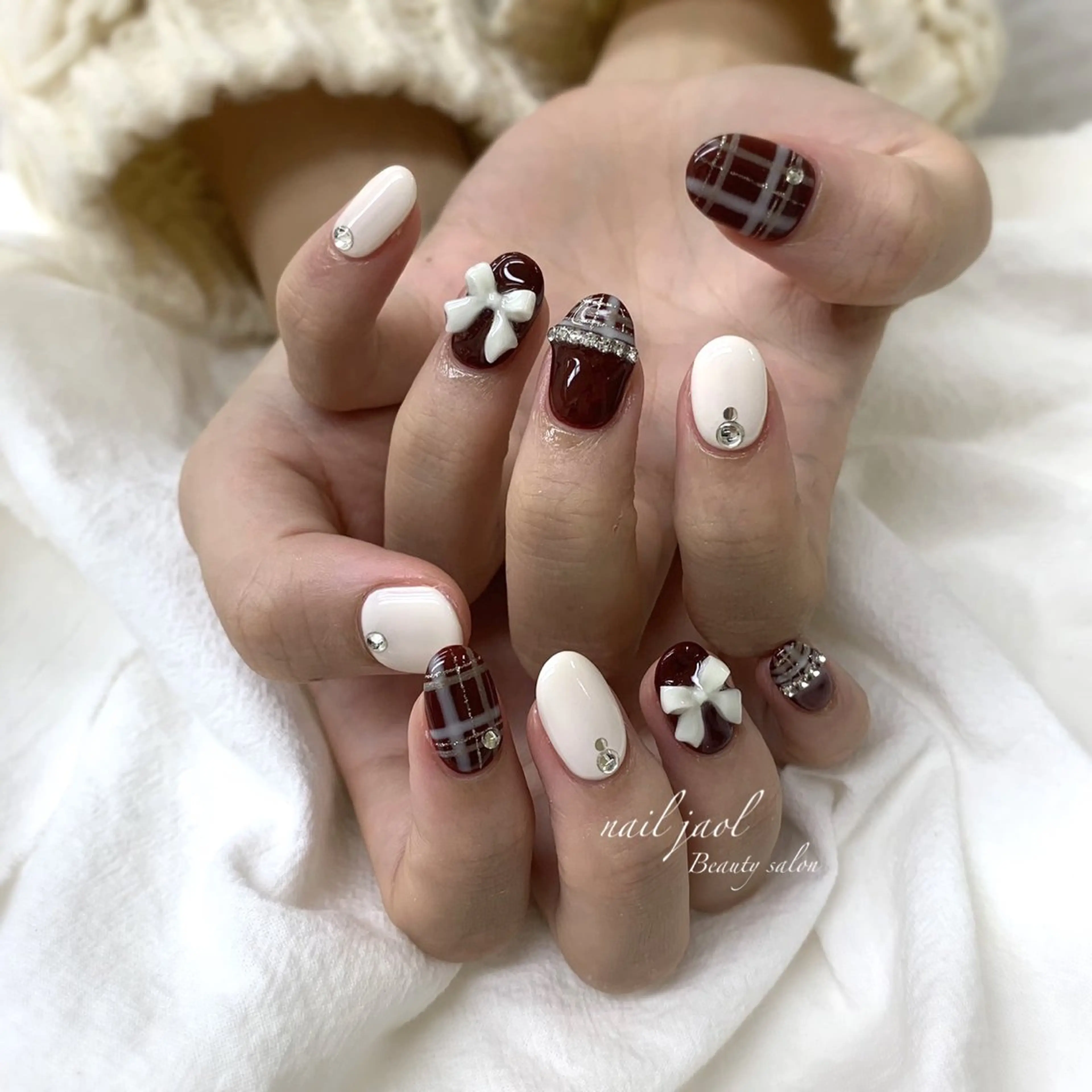 ショート 韓国風ヘア ハンドネイル nail jaol池袋店所属・ネイルJaol 池袋のネイルデザイン