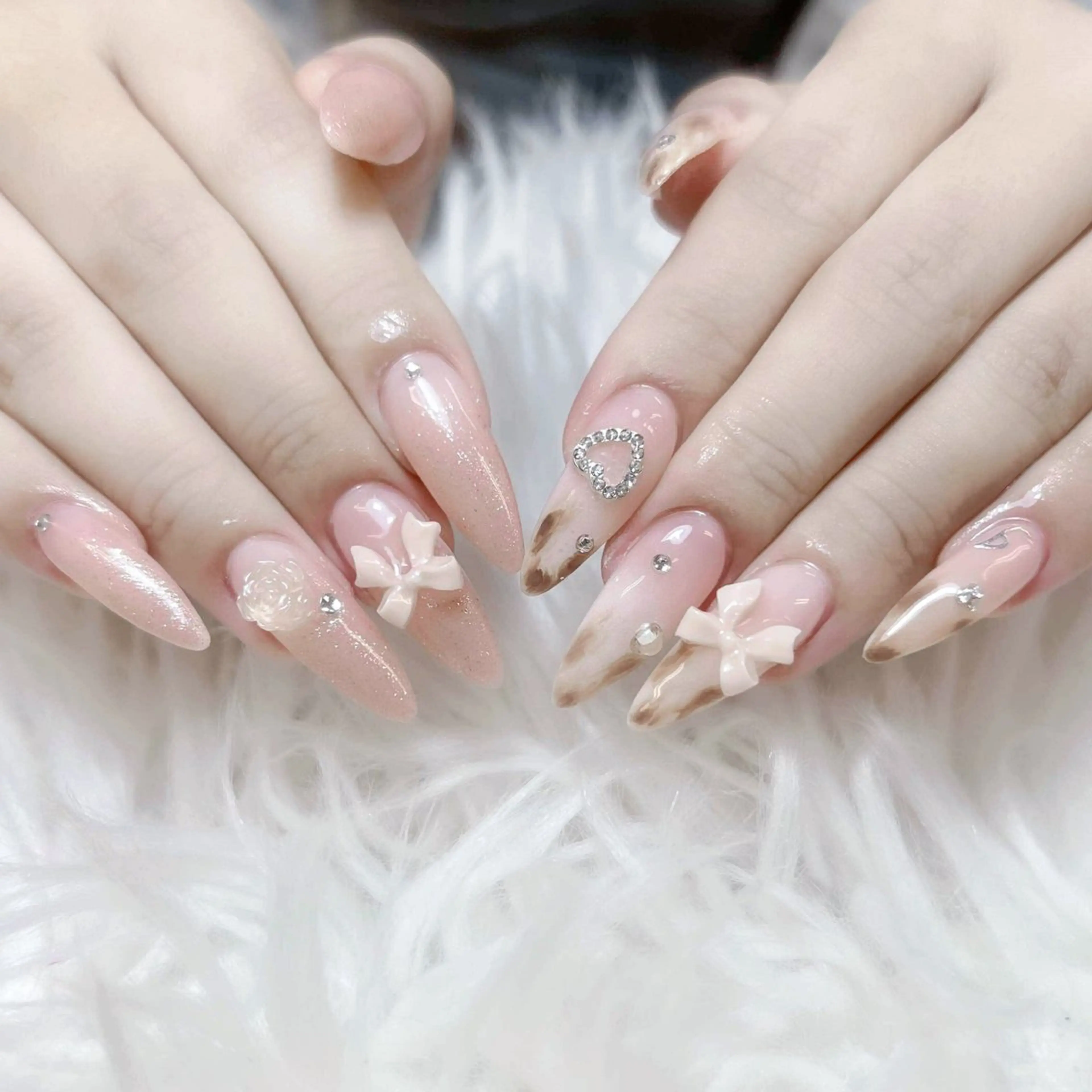 ネイル ハンドネイル ANH NAIL ゴテゴテ専門店💎のネイルデザイン