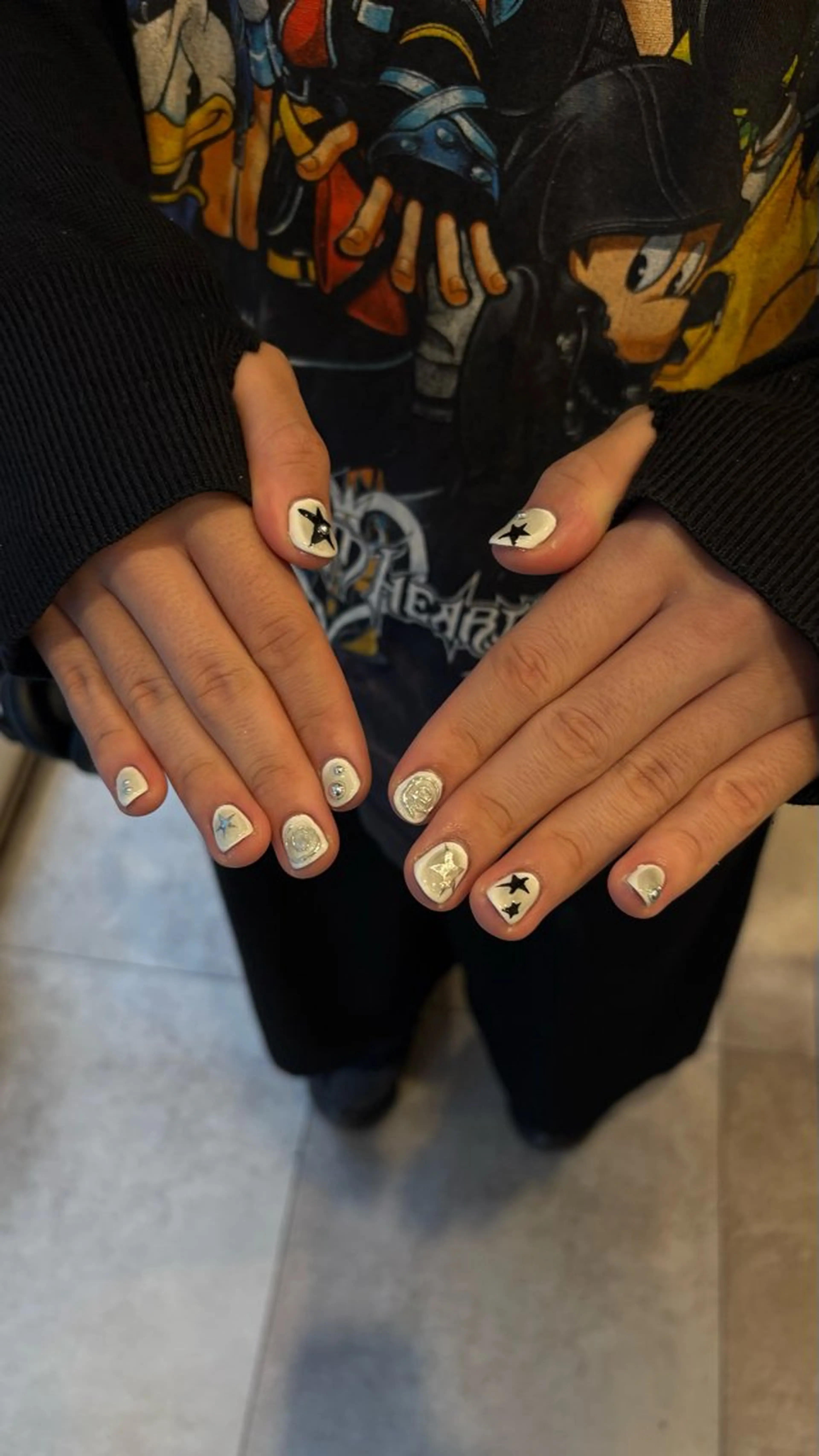 ネイル しおん⭐︎立川 sofaネイリストのネイルデザイン