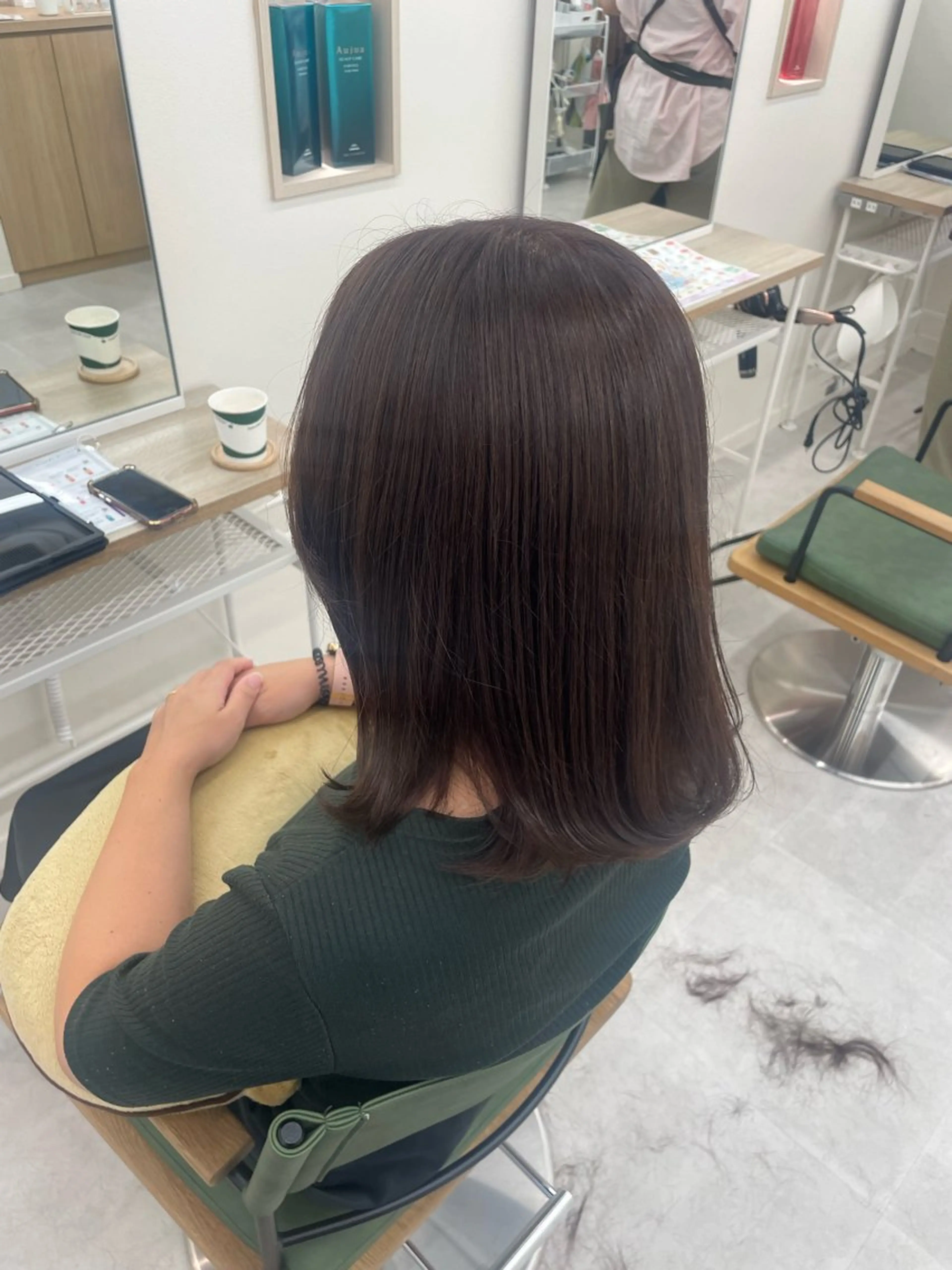 セミロング カラー カット ヘアカラー トリートメント NaVIユウジ ブリーチカラーのヘアスタイル
