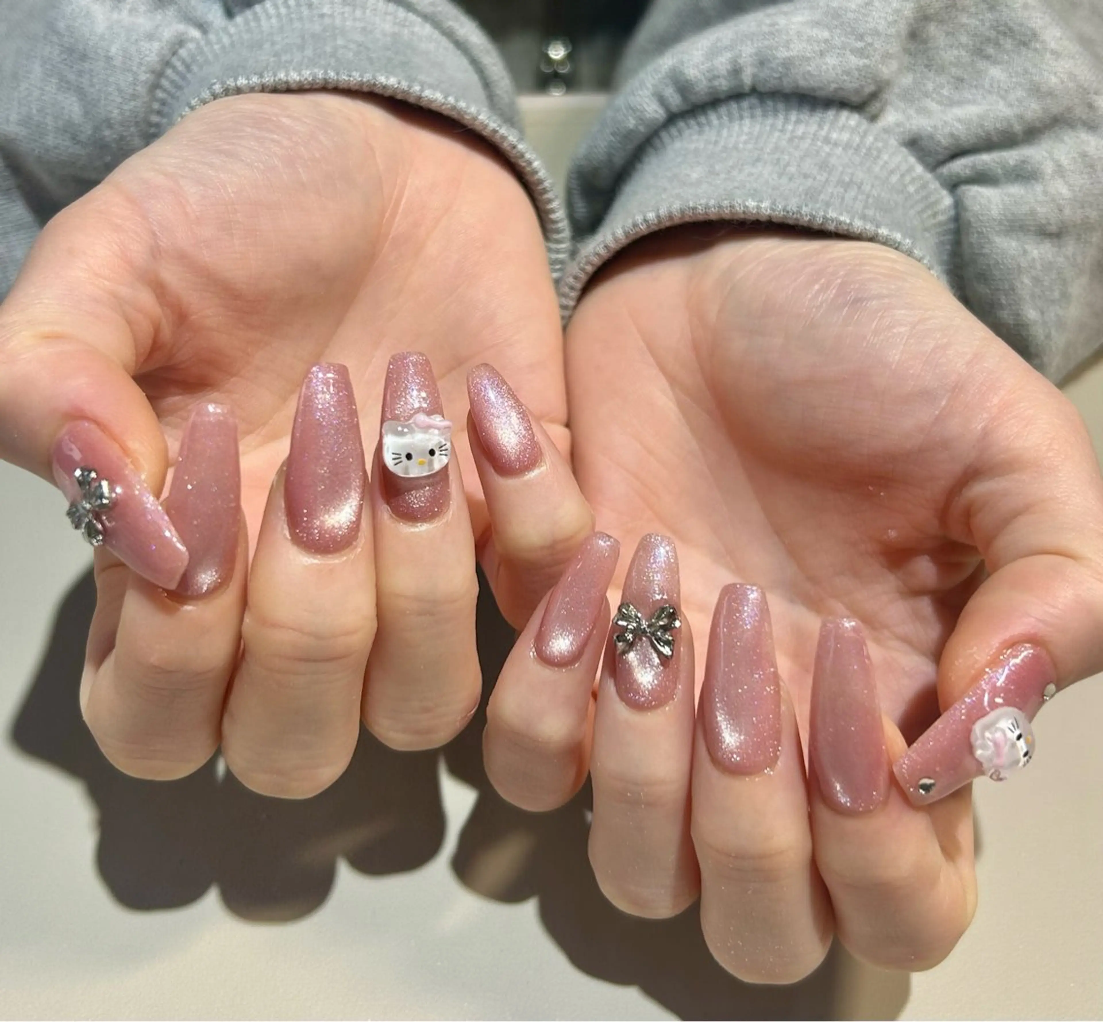 ネイル マグネットネイル OAK eyelash&nail 新潟所属・森山 ミチカのネイルデザイン