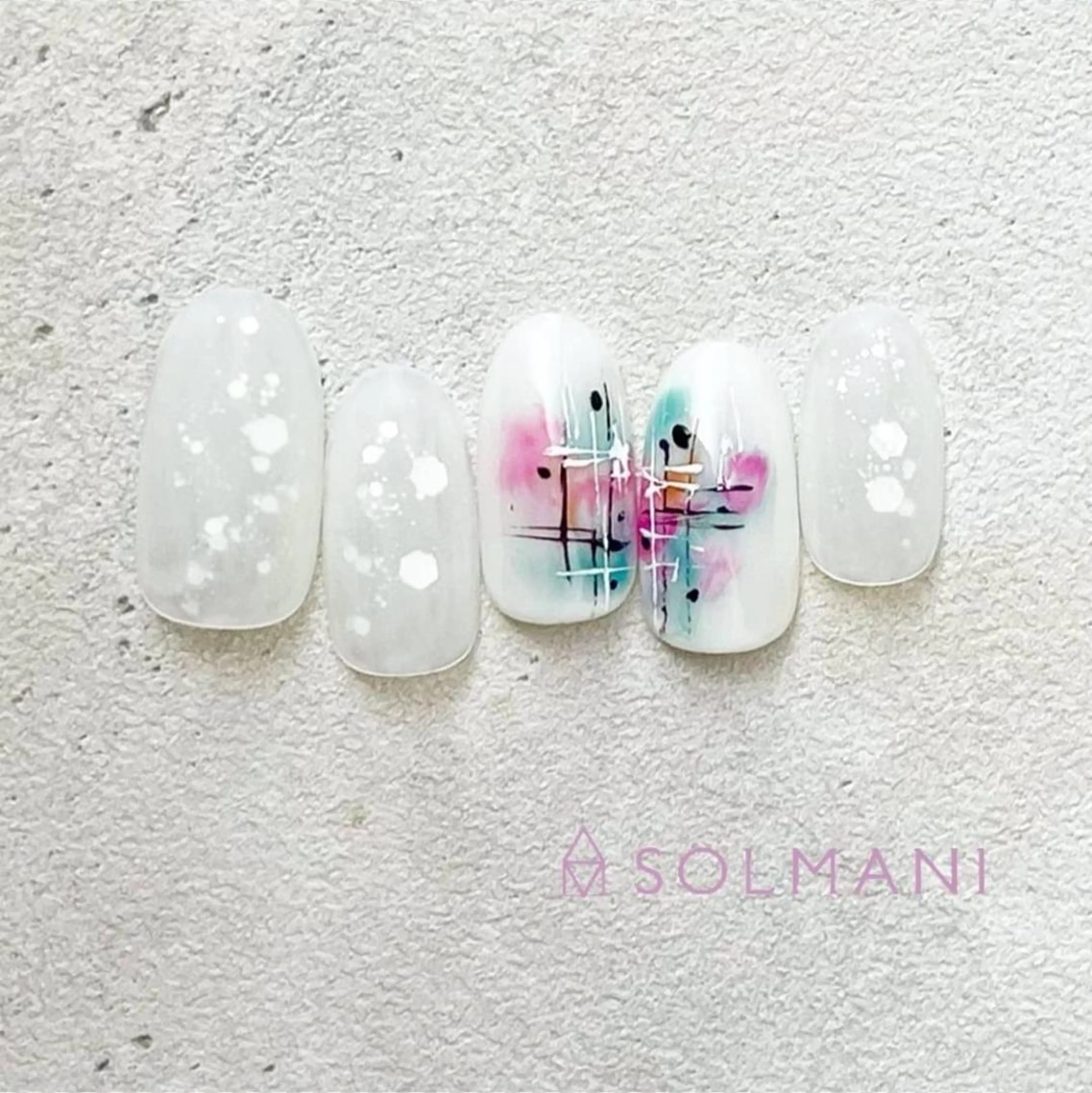 ネイル ニュアンスネイル SOLMANI 予約担当のネイルデザイン
