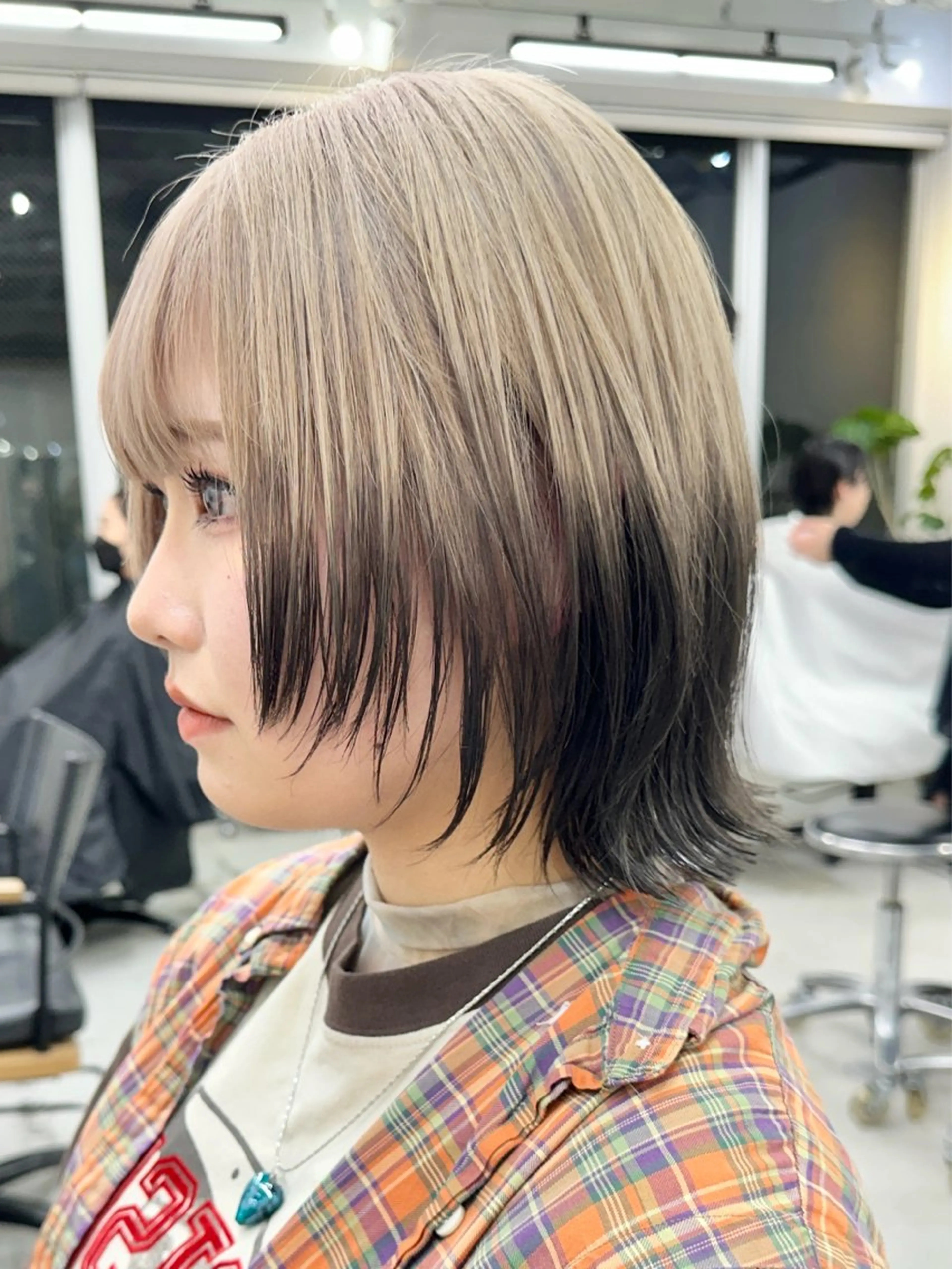 ミディアム カラー カット ヘアカラー トリートメント ブリーチダブルカラー 【koide】のヘアスタイル