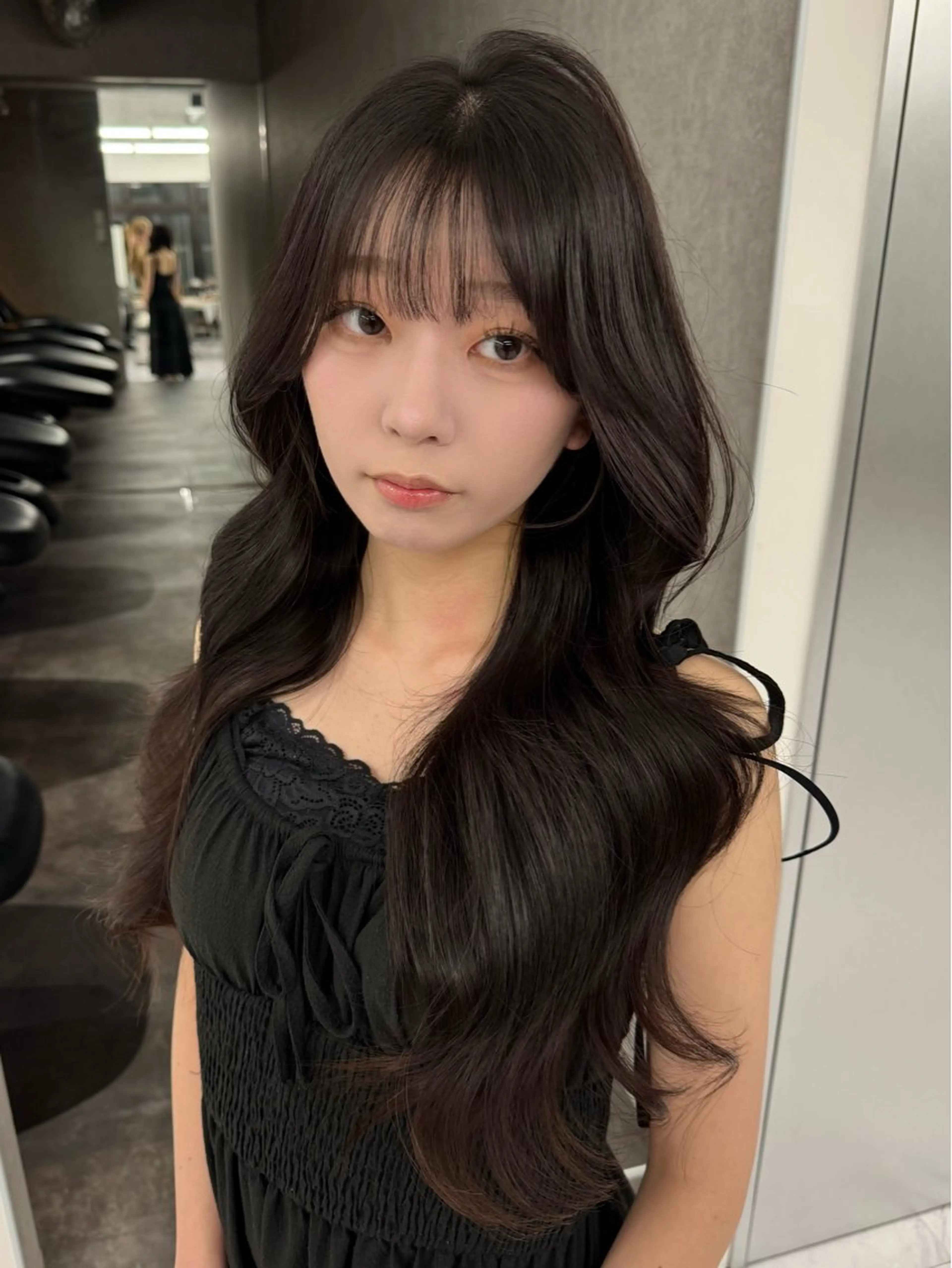 【梅雨前に✨】前髪縮毛＋韓国風顔まわりカット＋トリートメントの写真