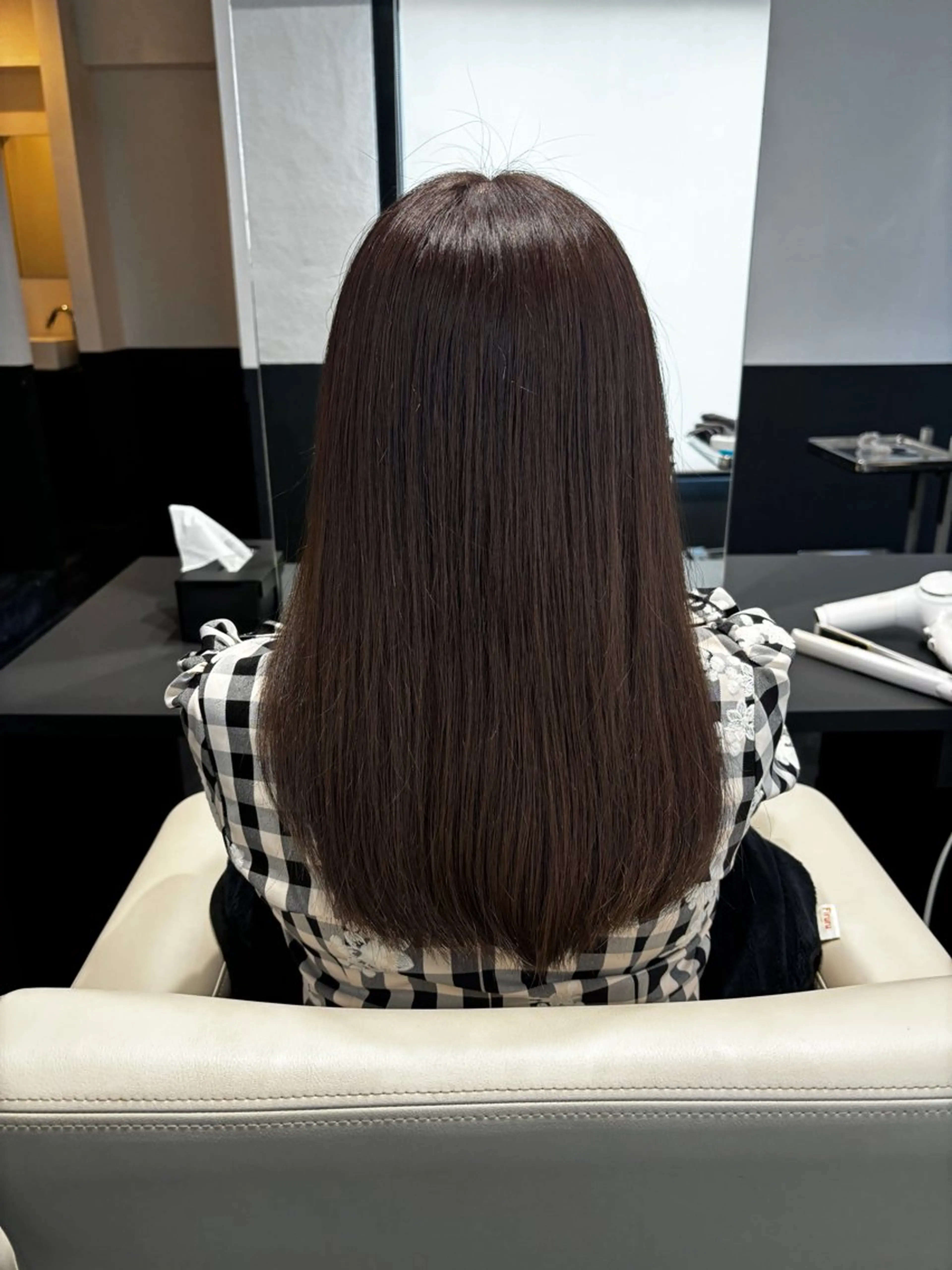 セミロング ボブ 韓国風ヘア レイヤーカット 縮毛矯正 カット ヘアカラー トリートメント miri.. yukinaのヘアスタイル