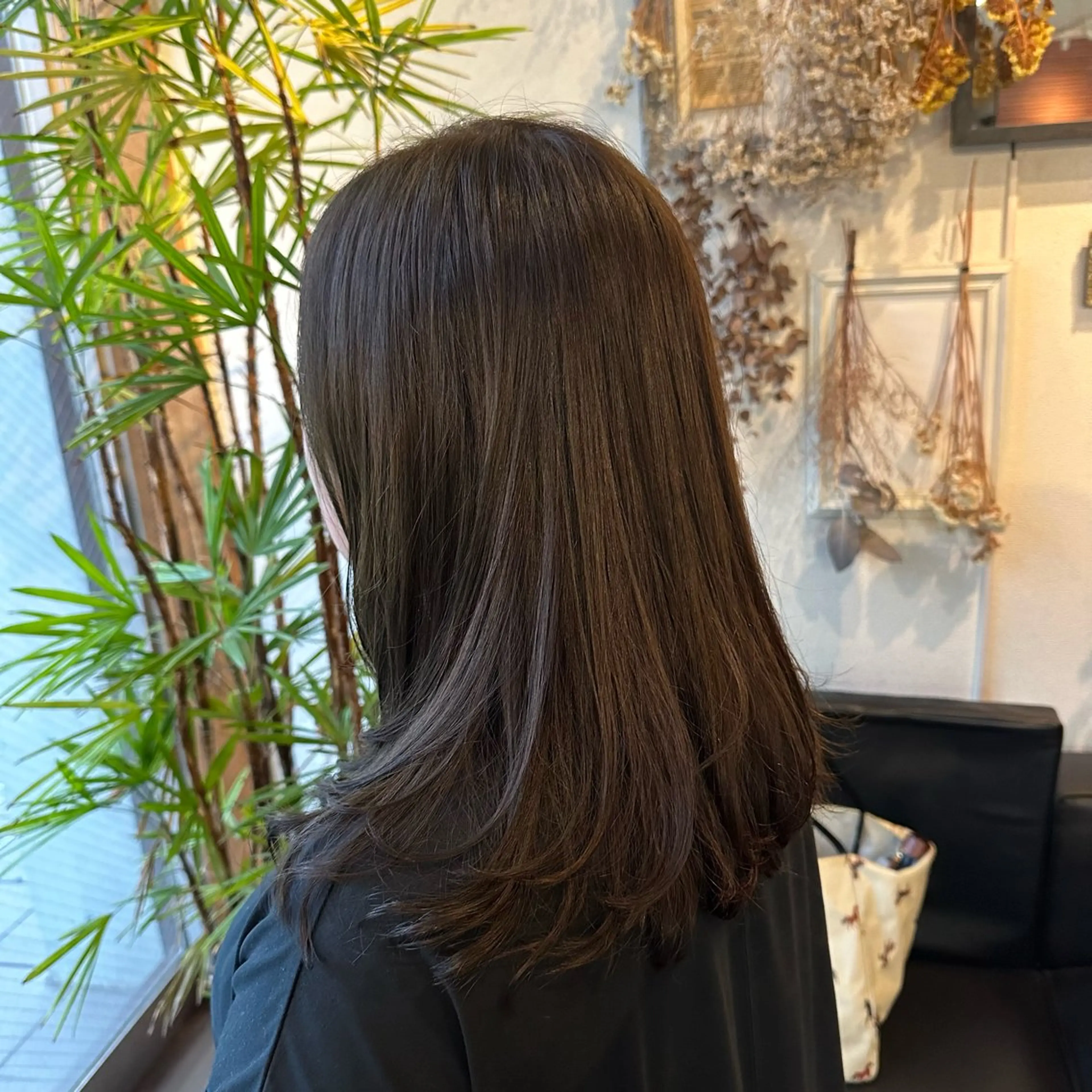 セミロング カラー ブリーチ 透明感カラー ブリーチなしカラー Glanzhair 🫧‪菊池柊真🫧のヘアスタイル