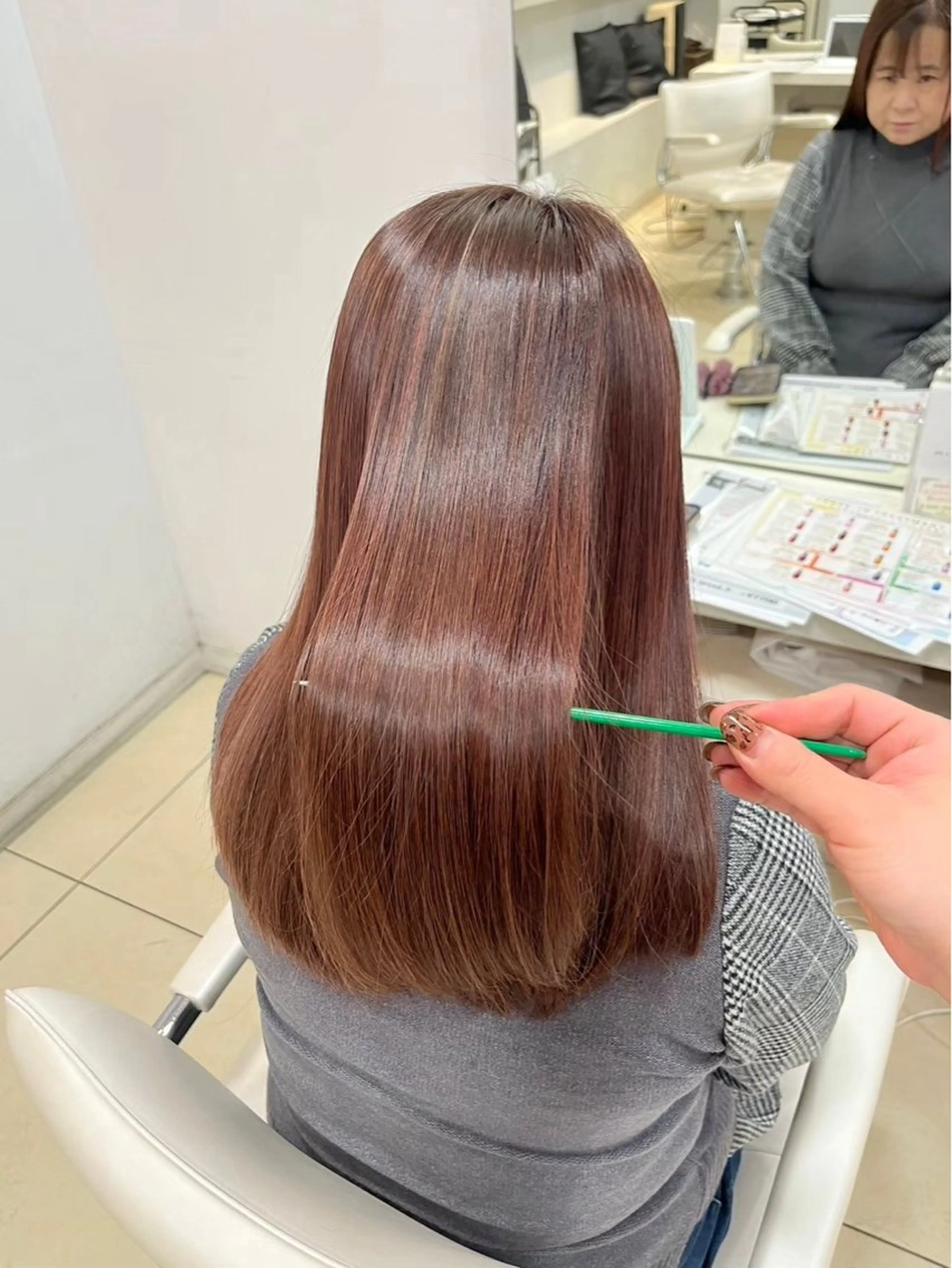 セミロング Refuge by produceのヘアスタイル
