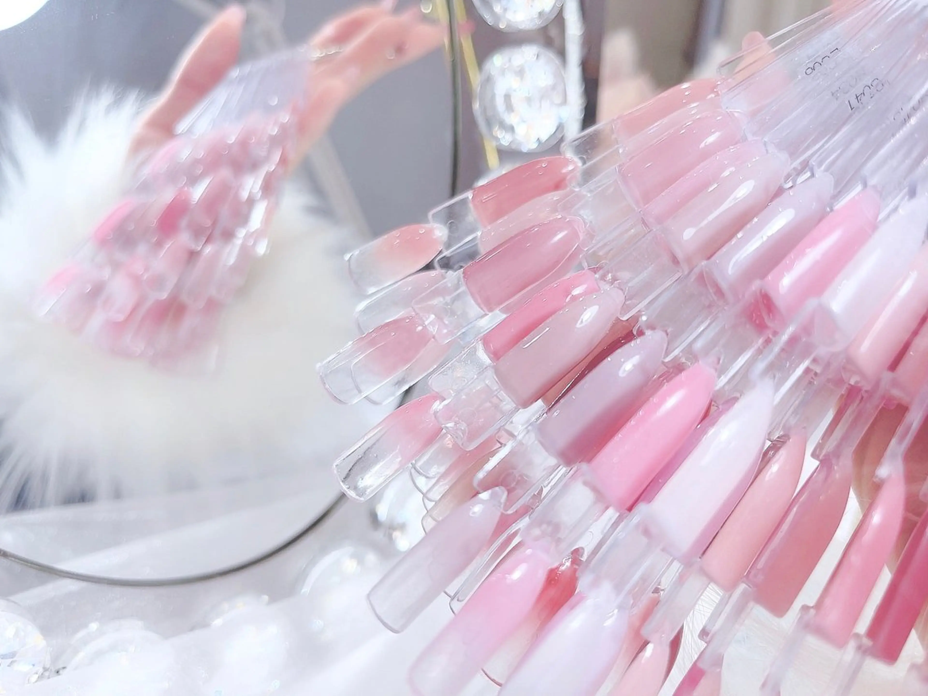 ネイル Lovinなんばスカイオ店所属・Shikata Asukaのネイルデザイン