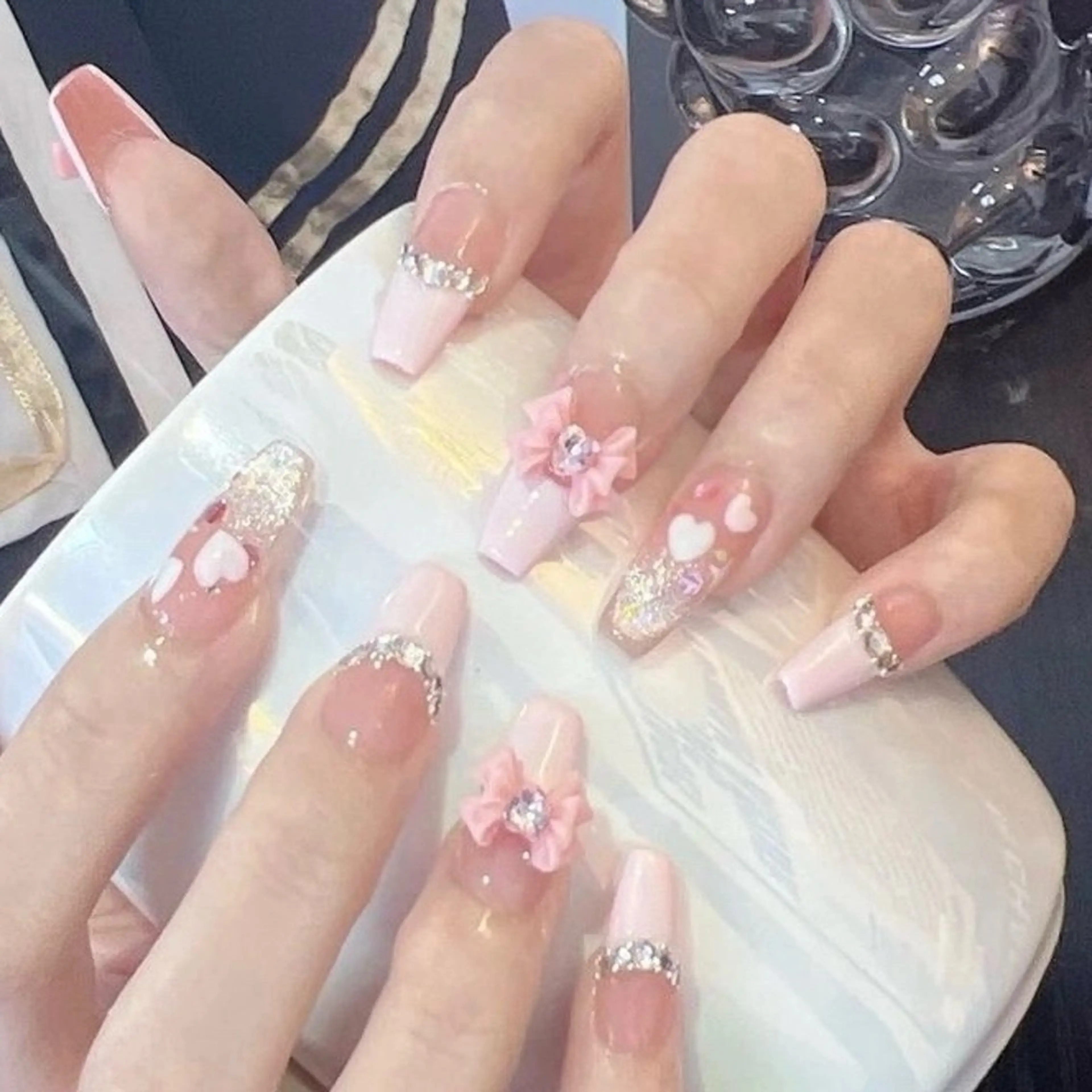 ネイル 成人式 ジェルネイル ロングネイル マグネットネイル ミディアムネイル ハンドネイル Momoa nail salon所属・MoMoA Nail ネイル長さ出し専門店のネイルデザイン