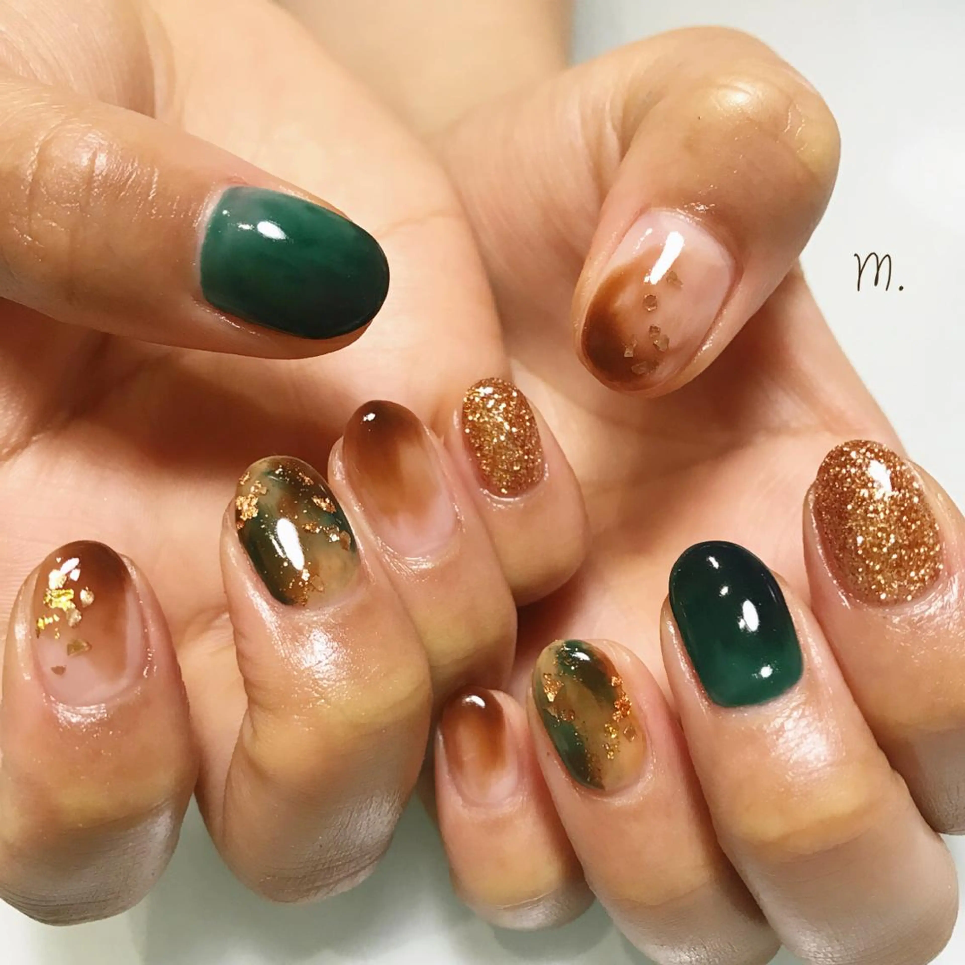 ネイル ブラウン グリーン ハンドネイル Nakazawa Mayuのネイルデザイン