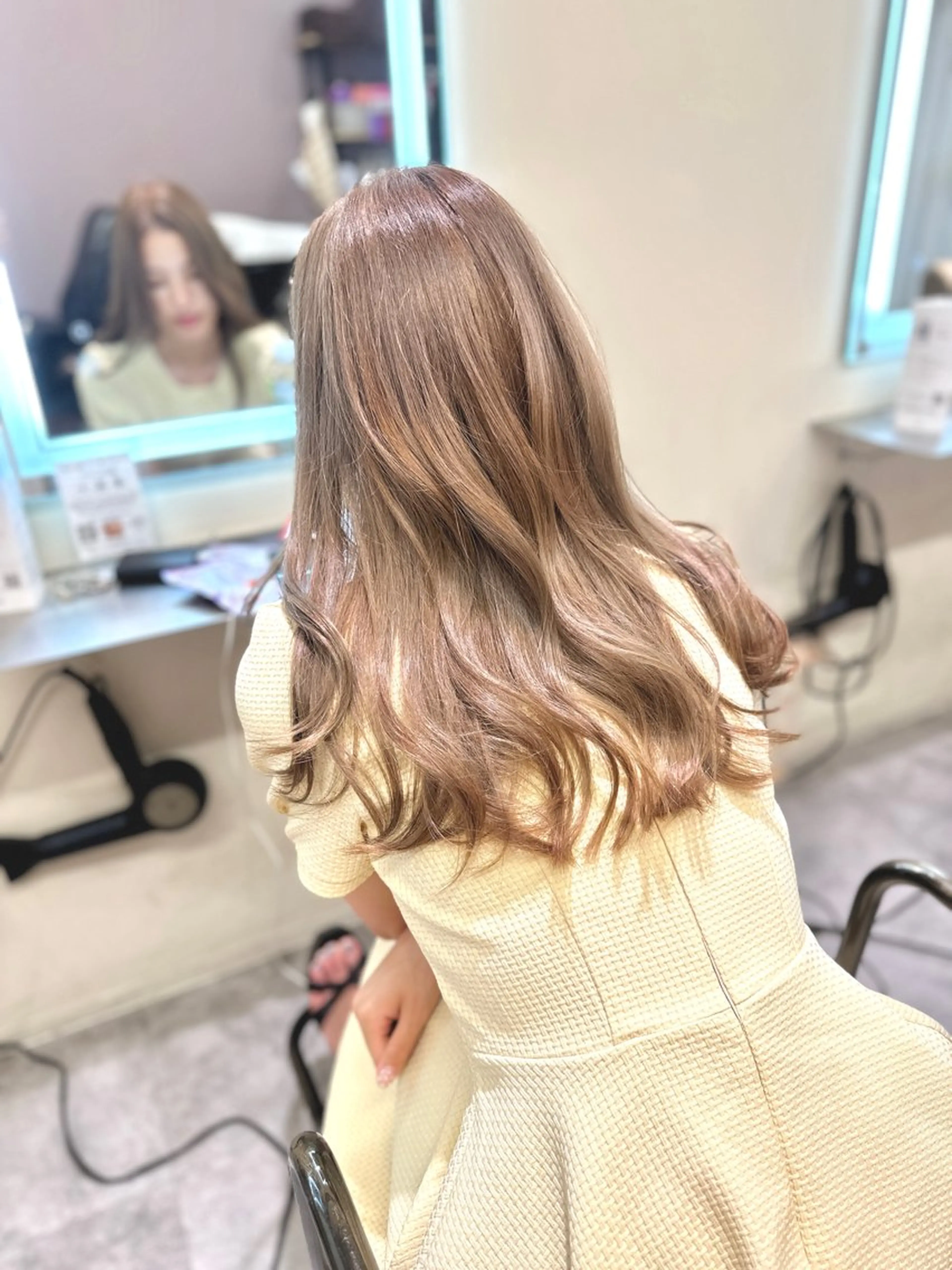 ロング カラー アディクシーカラー バレイヤージュ ブリーチ デザインカラー ダブルカラー カット トリートメント レイヤーカット 大和健生のヘアスタイル