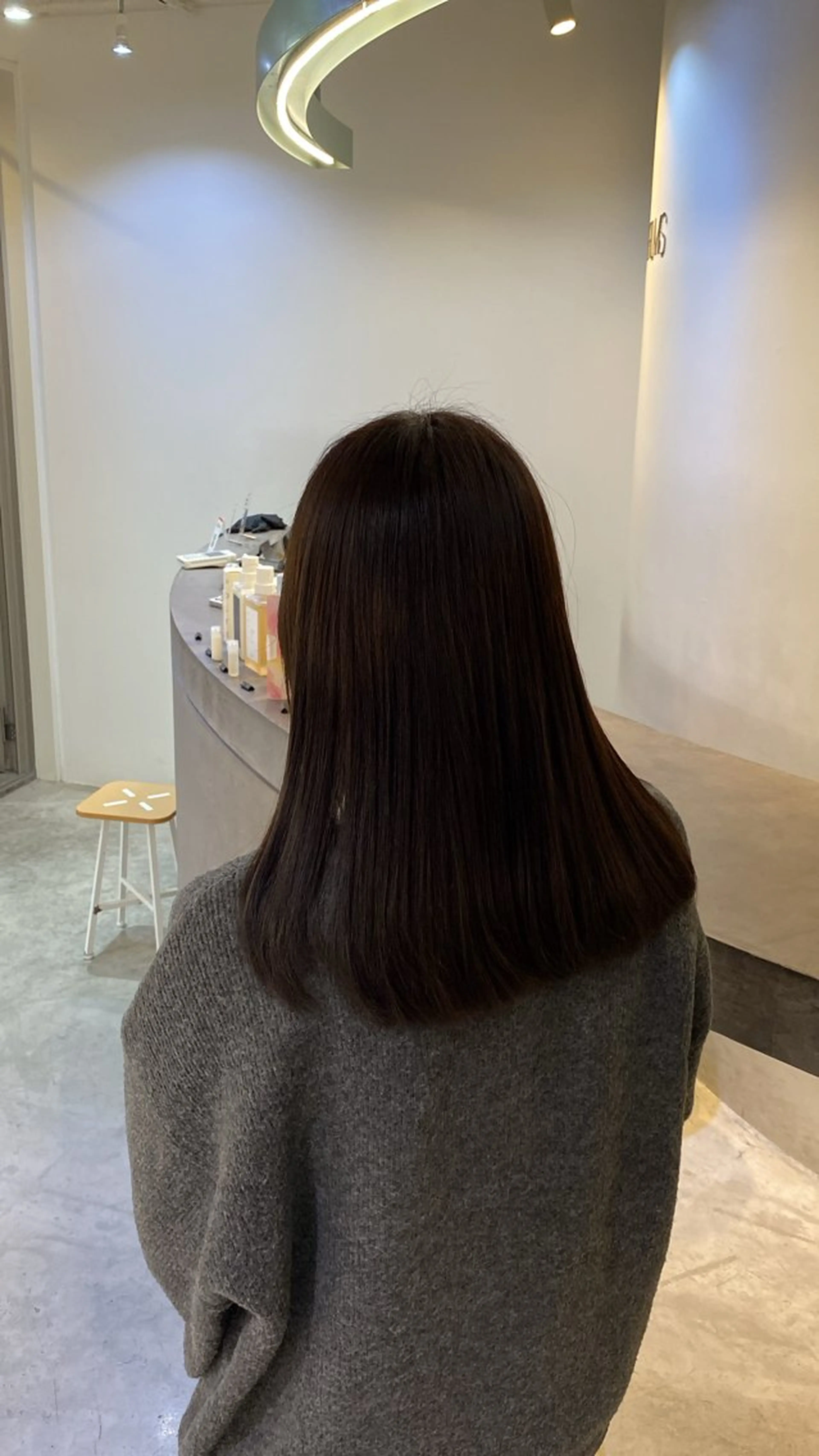 セミロング ヘアカラー FILMS haru 暖色カラーのヘアスタイル