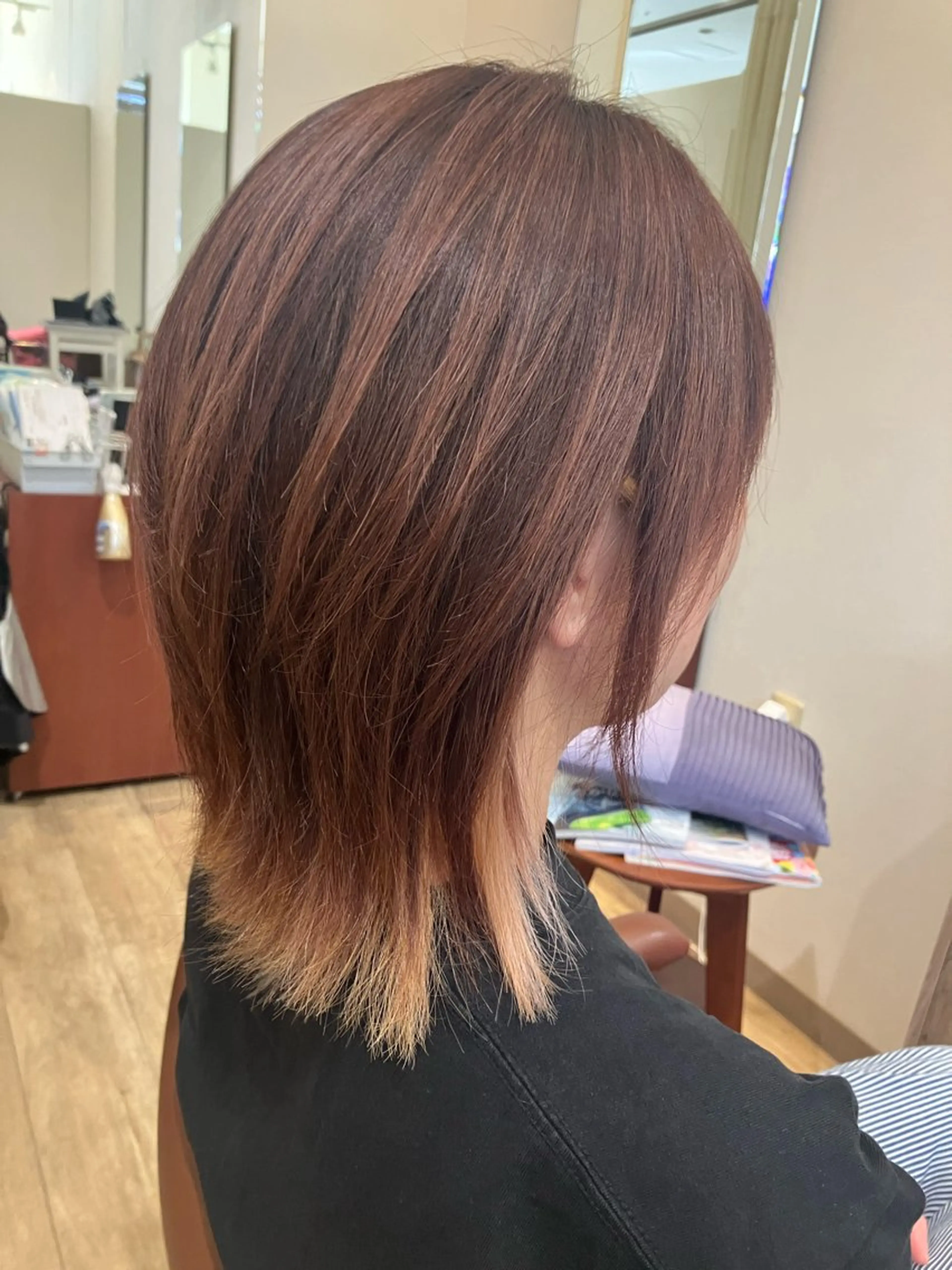 ミディアム カラー ブリーチ salon C ヤマダのヘアスタイル