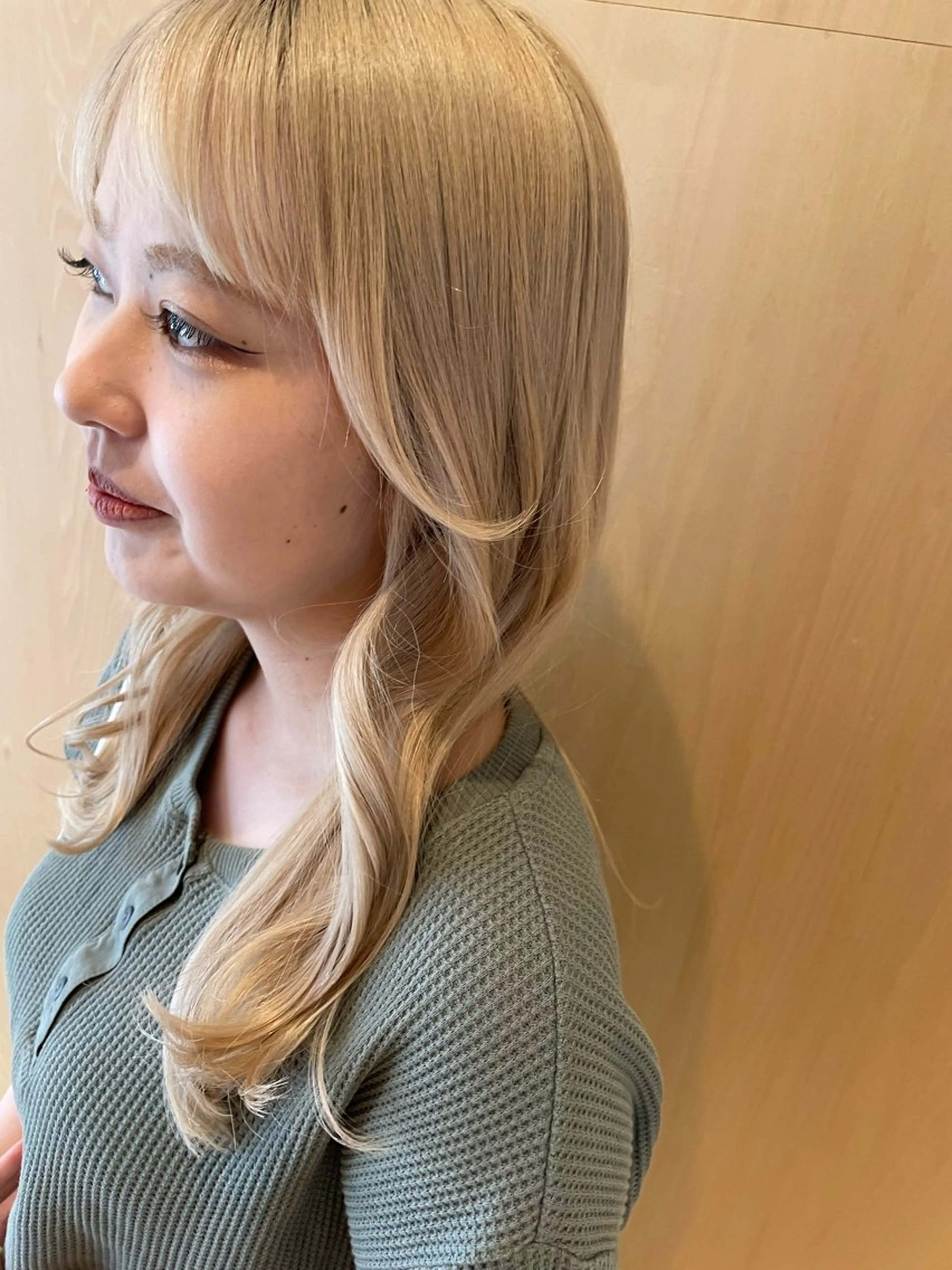 ロング 顔周りカット 韓国風ヘア AMELY甲府東店 雨宮のヘアスタイル