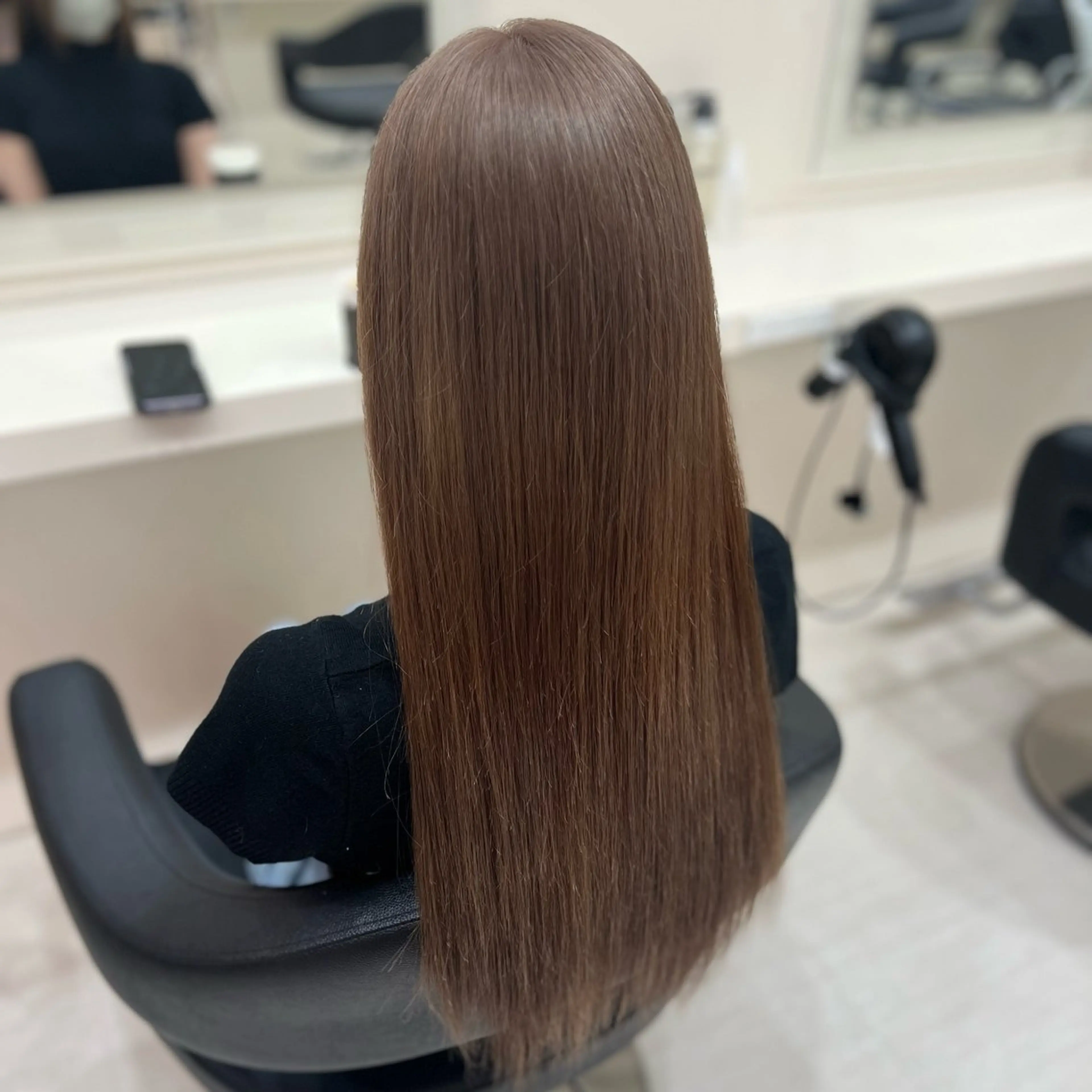 ロング カラー ヘアアレンジ 韓国レイヤー＆ピンク 艶髪🩶maikoのヘアスタイル