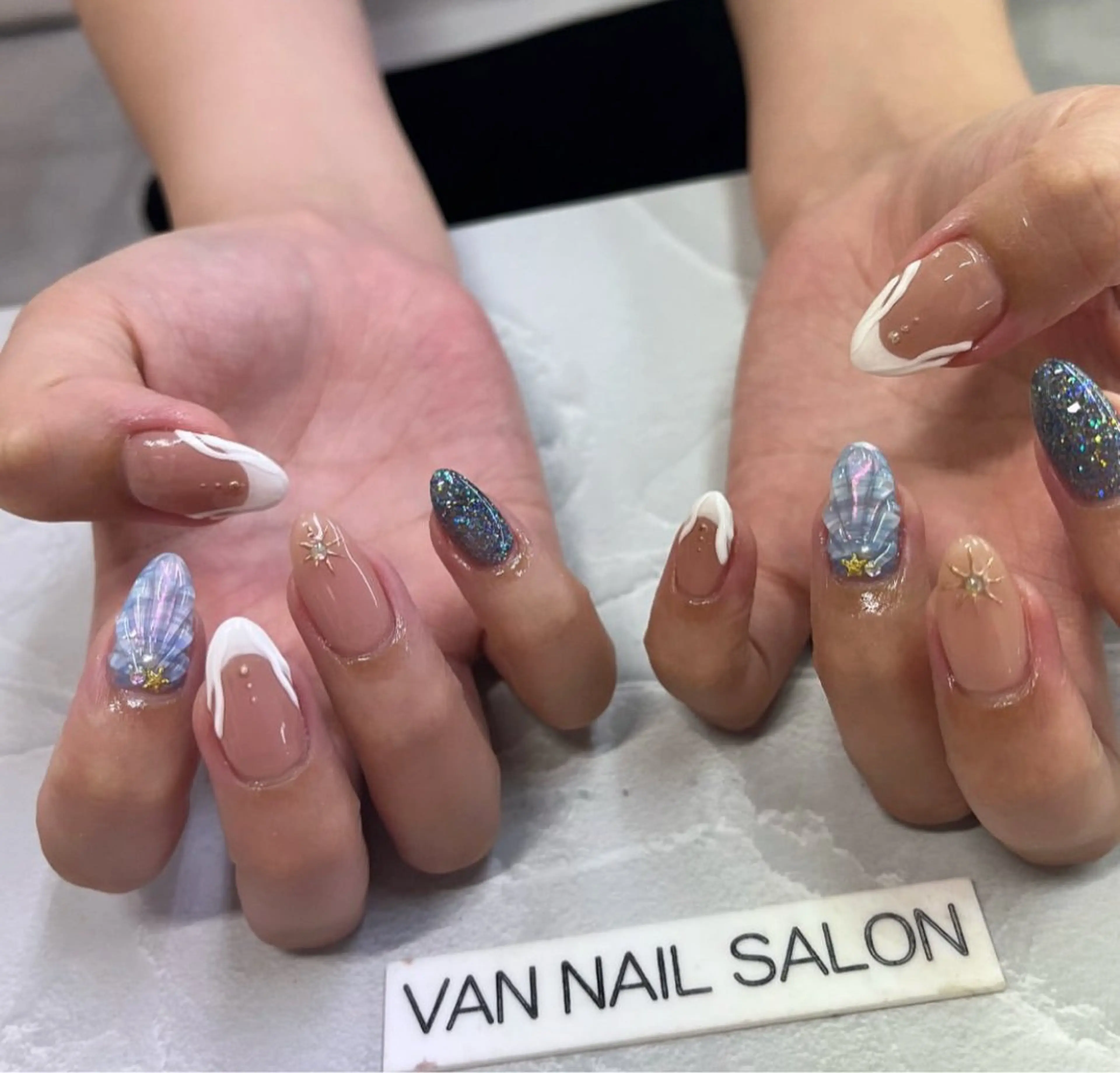 ネイル ハンドネイル Van Nail 本厚木店所属・Van Nail Salonのネイルデザイン