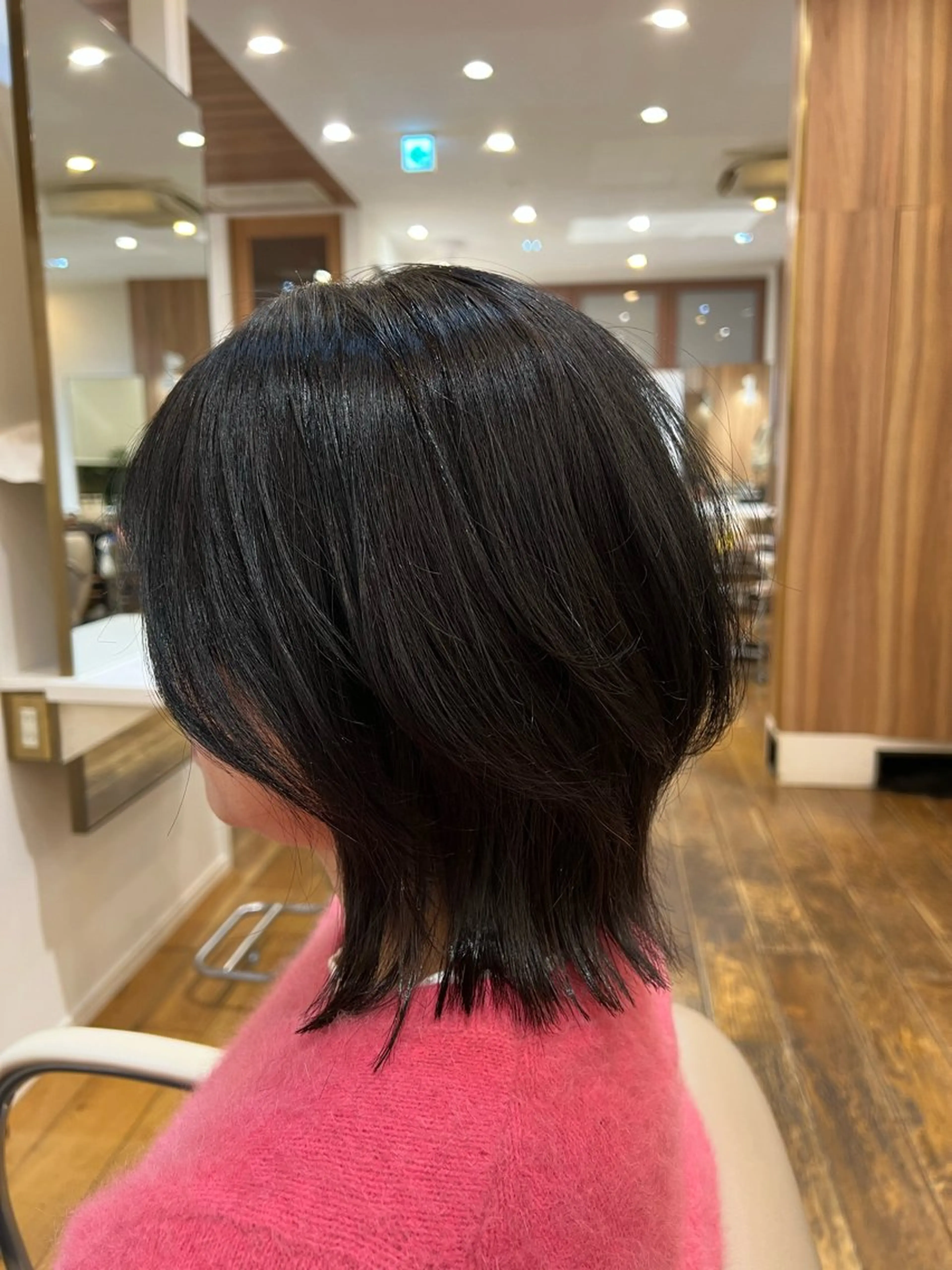 ミディアム 村中 逸紀のヘアスタイル