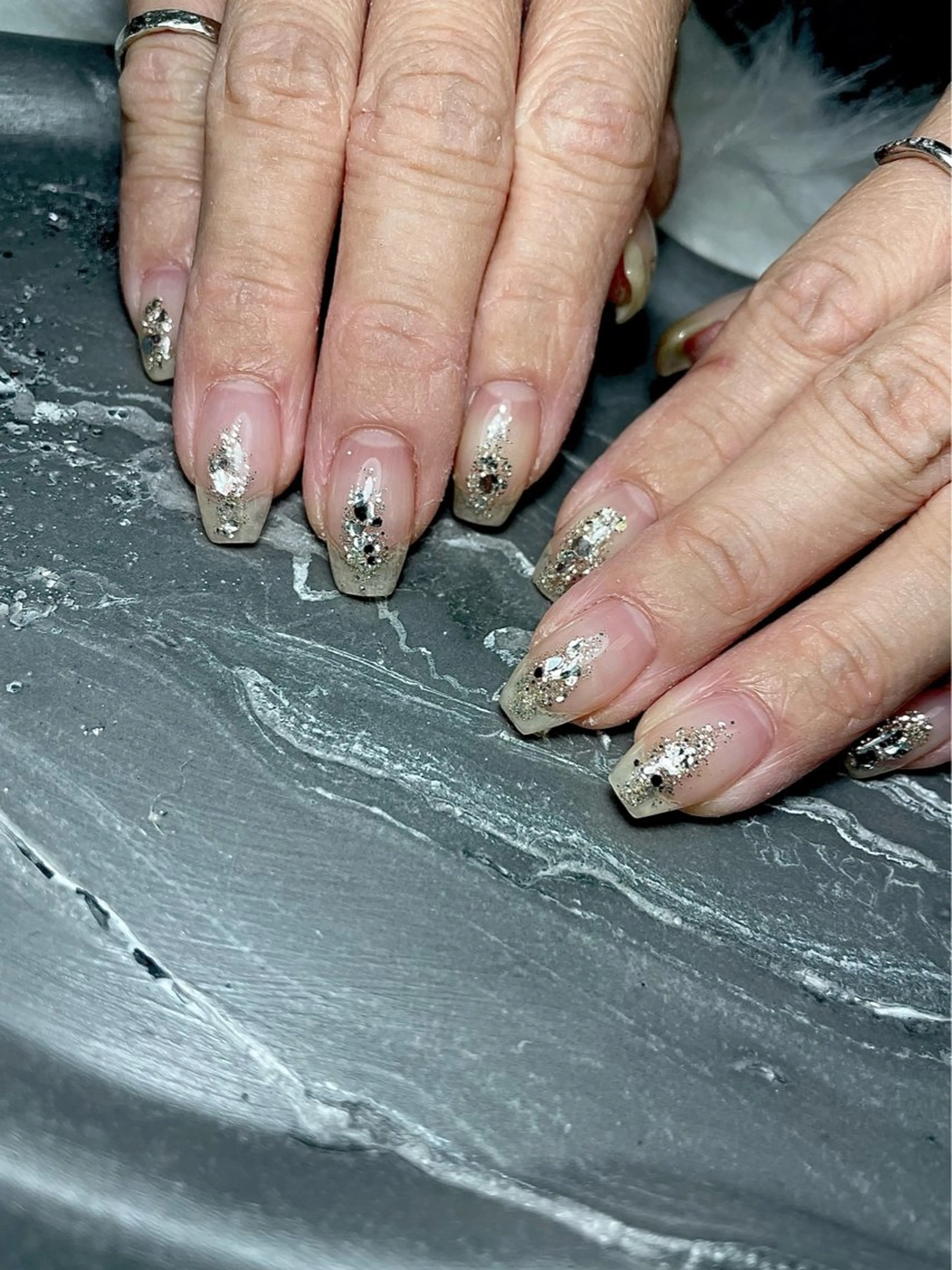 ネイル Feliz所属・Feliz 楽しいネイルサロンのネイルデザイン