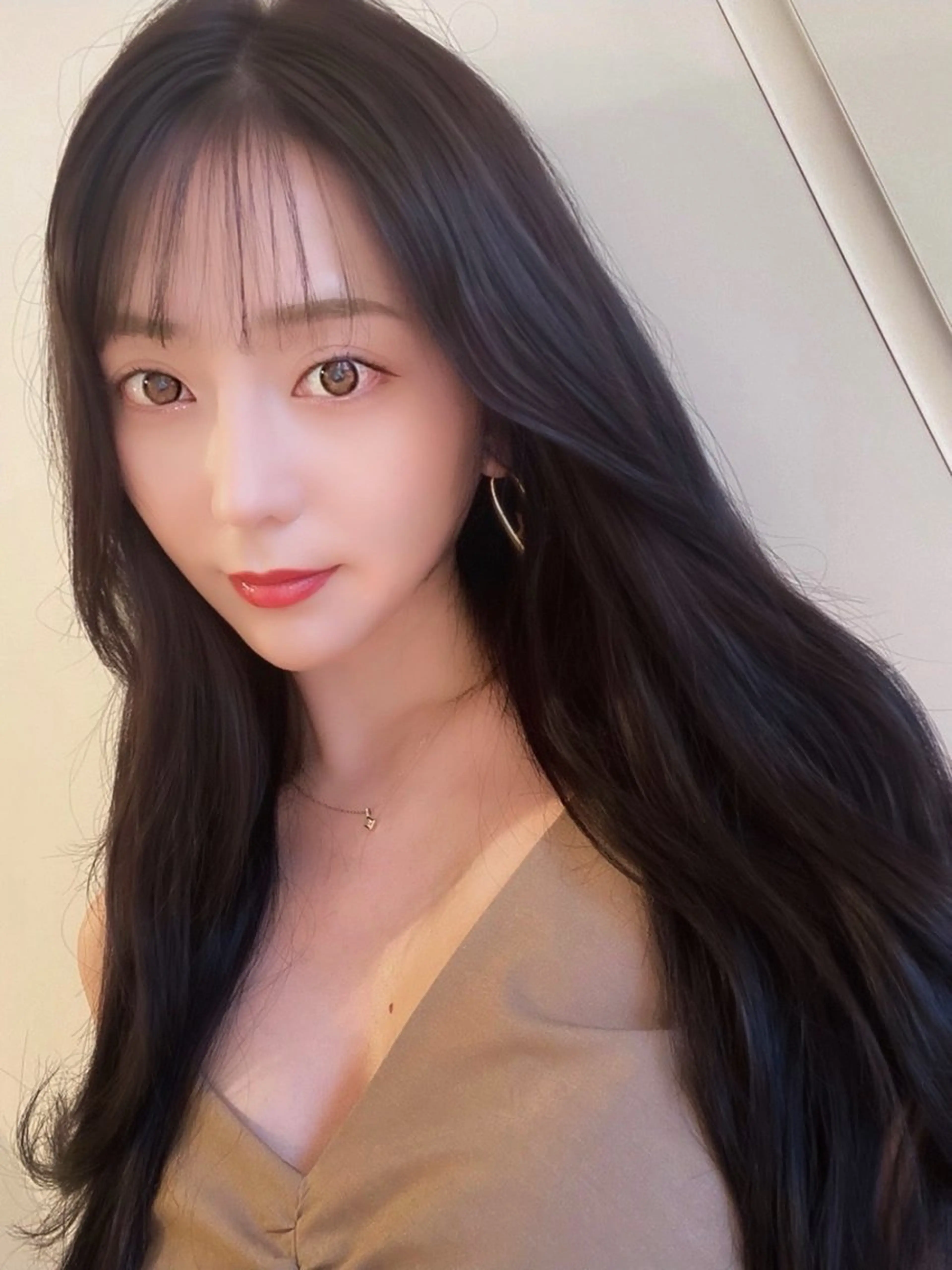 セミロング カラー パーマ ヘアアレンジ メンズ メンズ韓国風 くびれヘア 韓国風ヘア レイヤーカット 韓国ヘア×顔まわり 🇰🇷和知拓郎のヘアスタイル