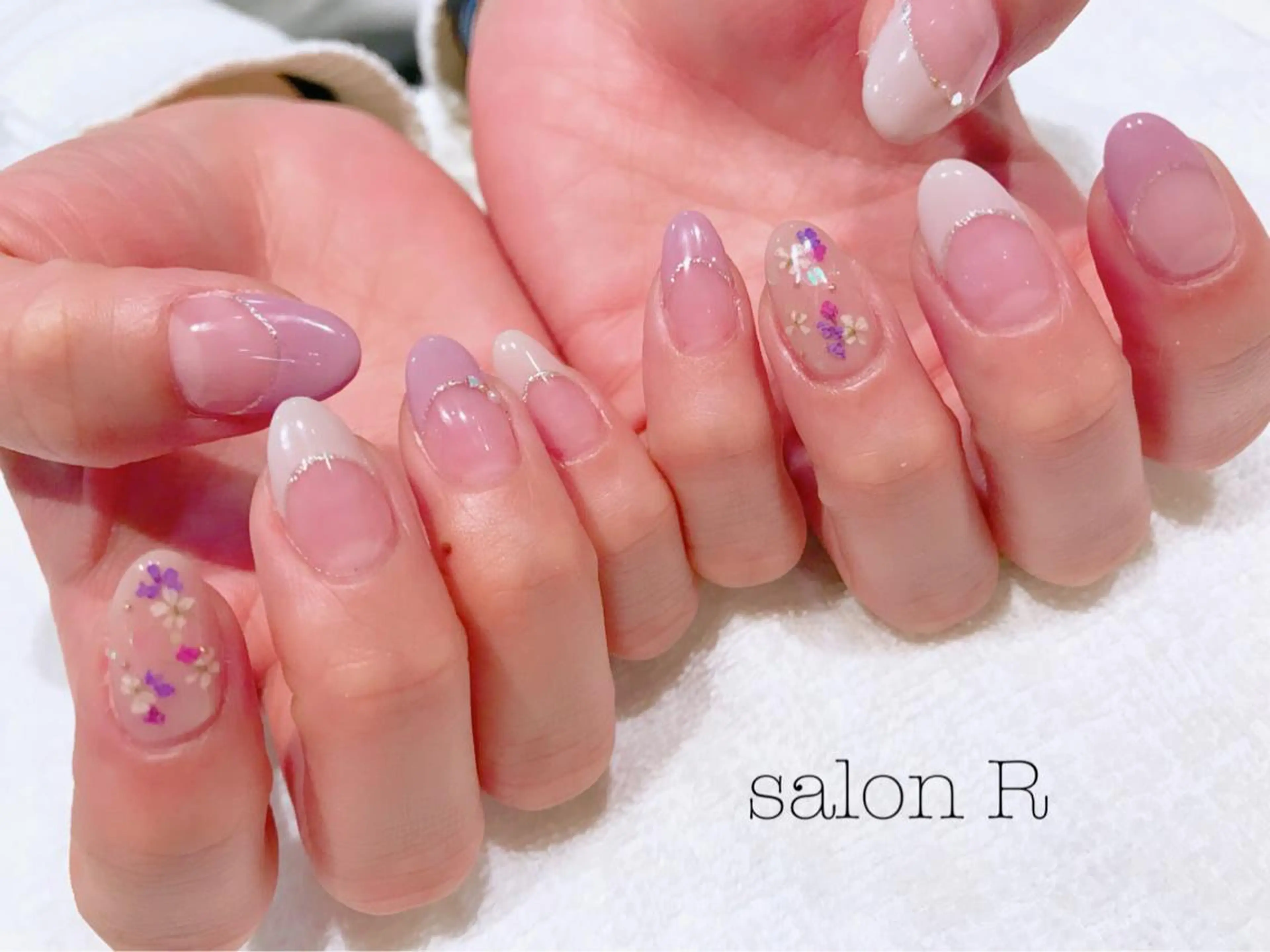 ネイル フレンチネイル 春ネイル Re Pearl～コーディネートサロン～ 市駅前店所属・NARUMI HYODOのネイルデザイン