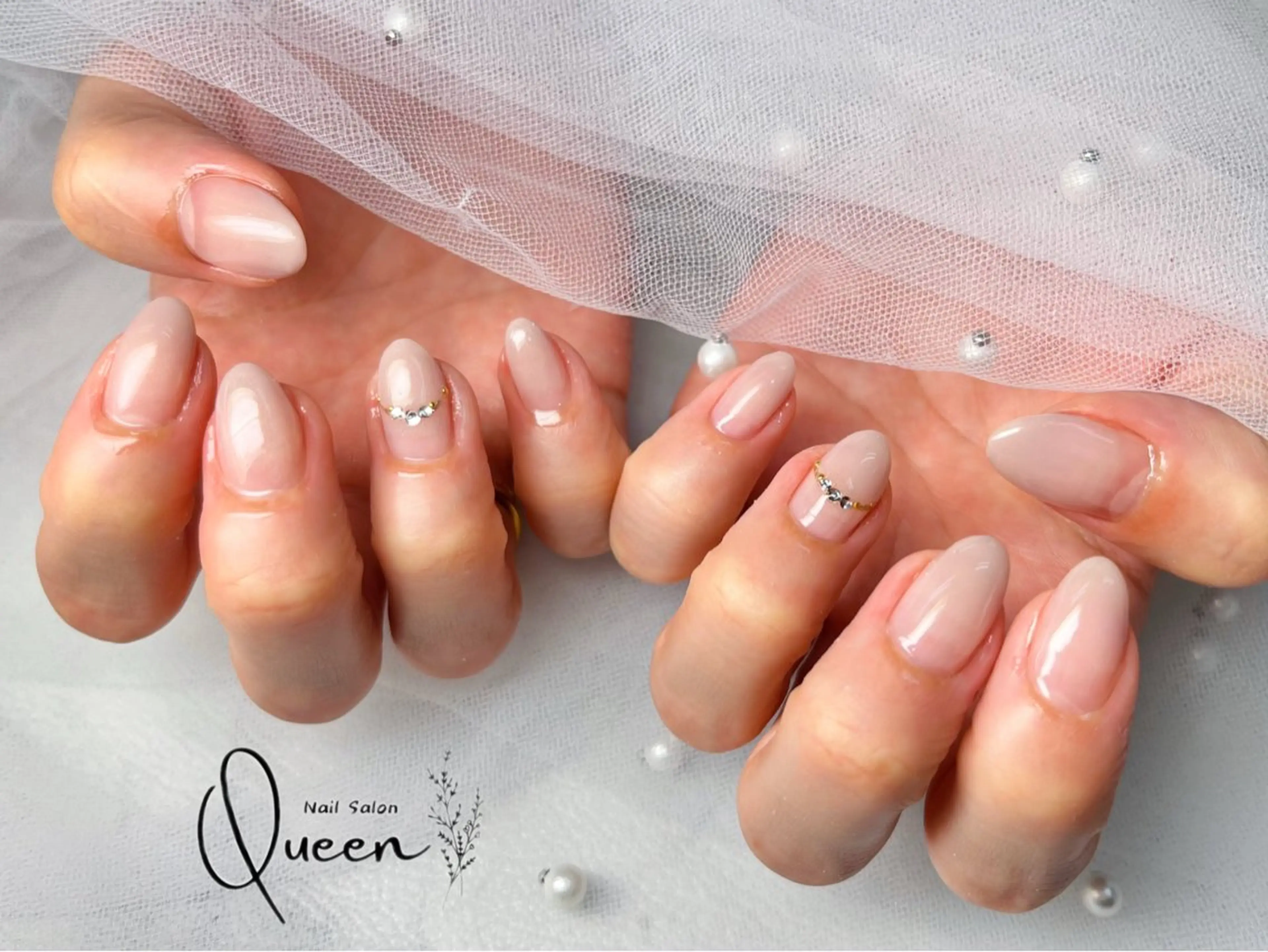 ネイル ハンドネイル Queen nail 北堀江 ASUKAのネイルデザイン