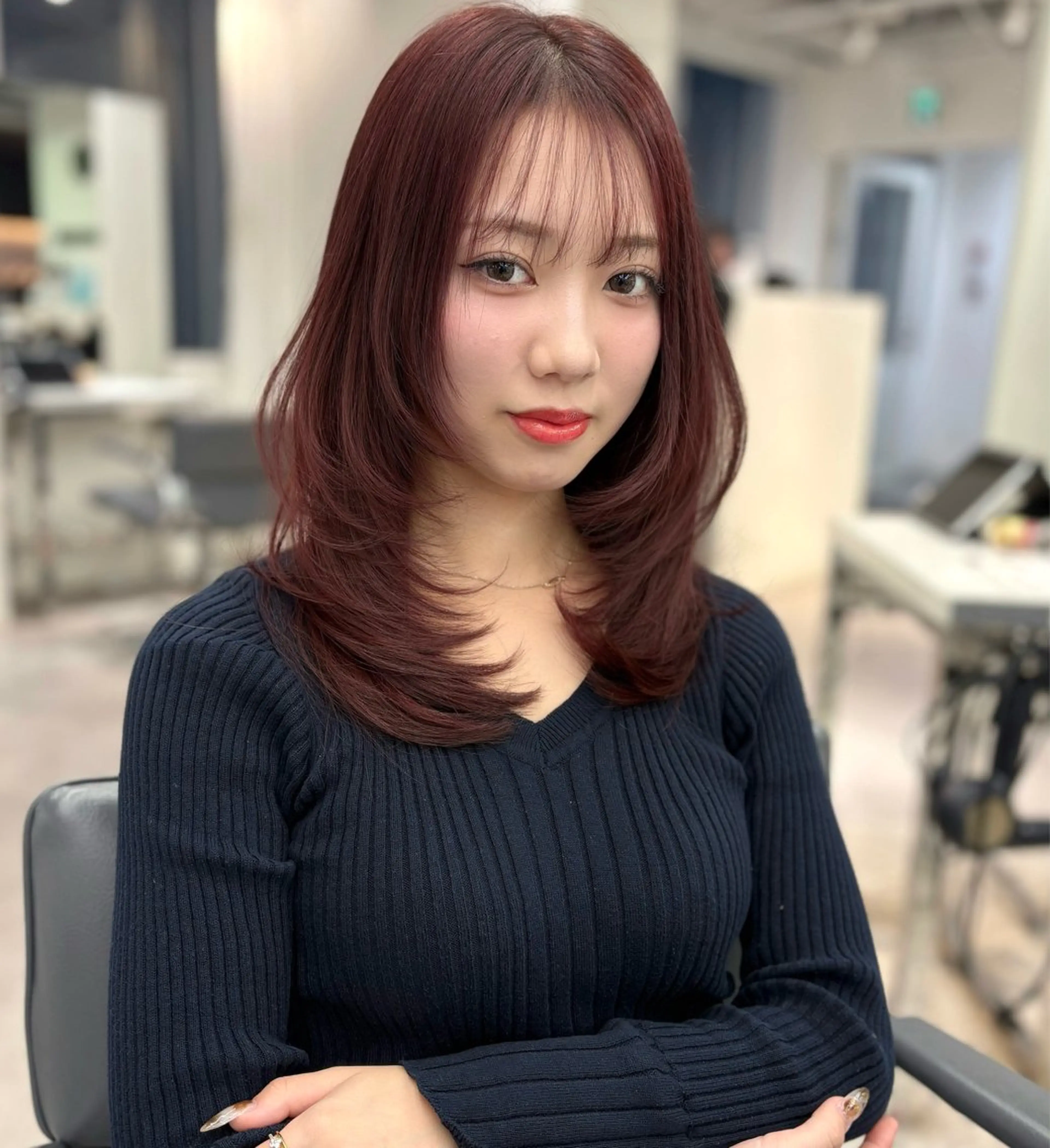 ミディアム カラー ミディアムレイヤー ボルドーカラー 韓国風ヘア レイヤーカット カット ヘアカラー トリートメント MEI🎀つやカラー 🎀レイヤー🎀渋谷のヘアスタイル