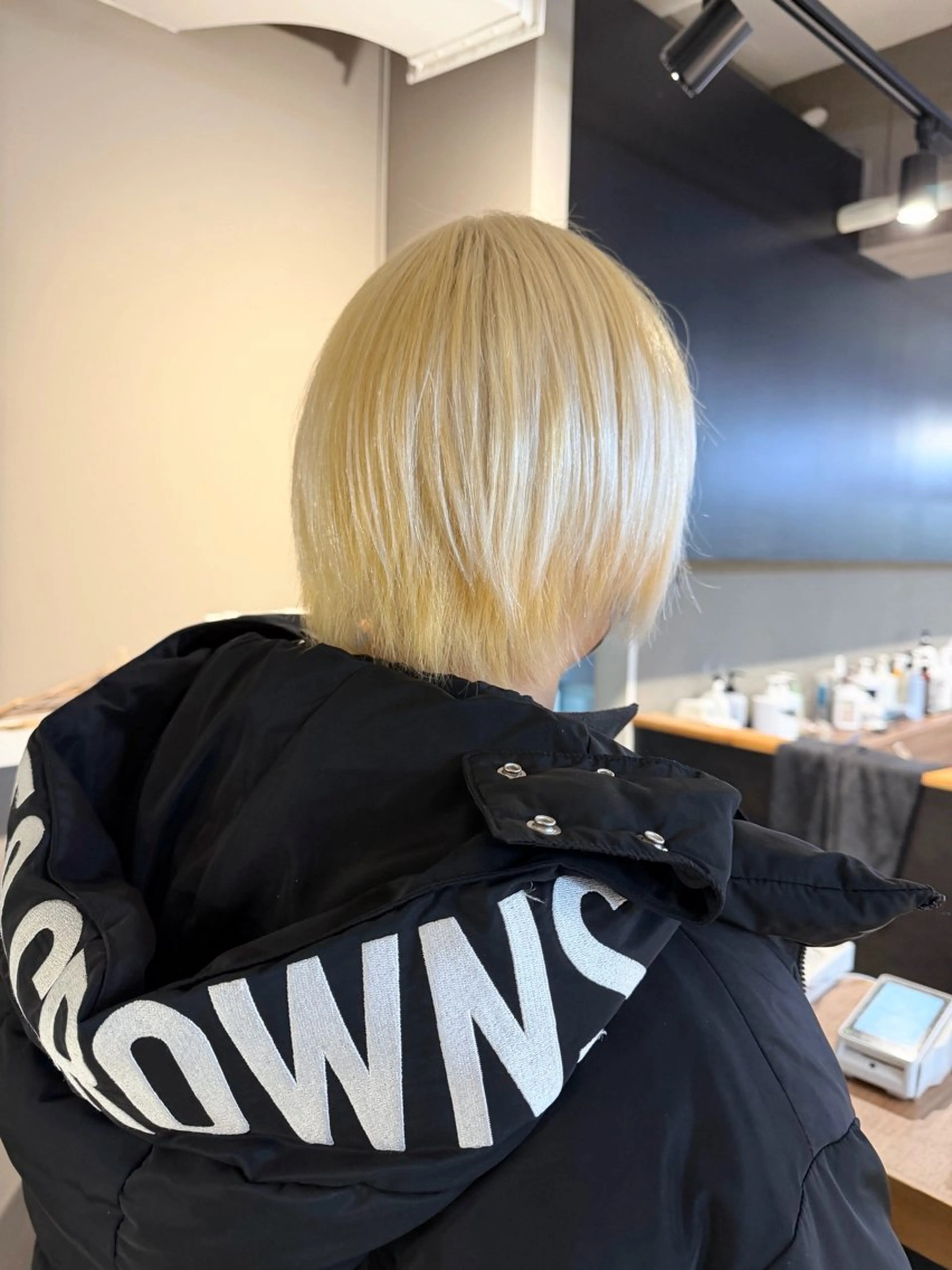 ミディアム カラー daiki 原宿のヘアスタイル