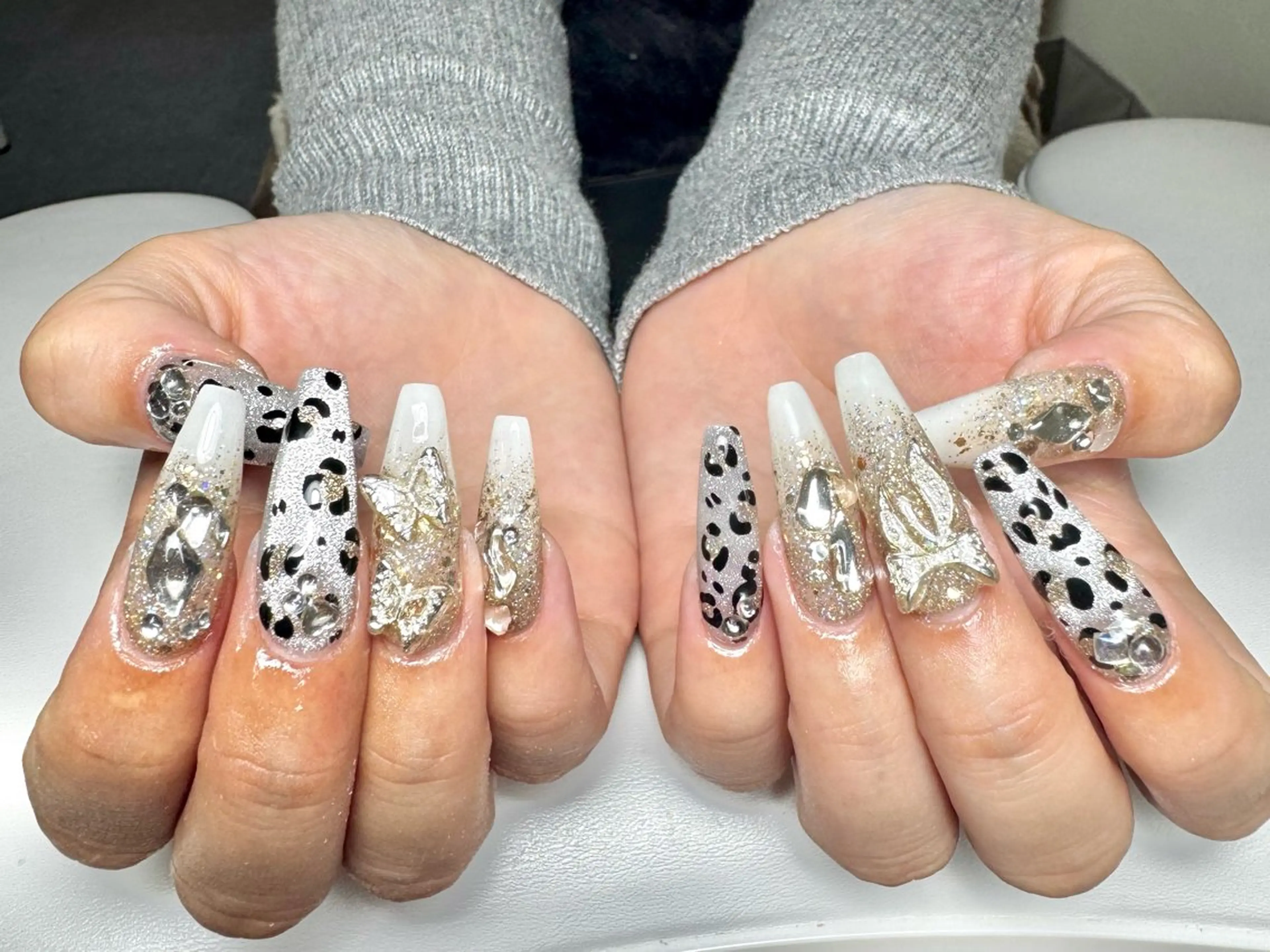ネイル 長さ出し ジェルネイル オフィスネイル ワンカラーネイル パラジェル ハンドネイル KITTY_NAILS所属・KITTY nailsのネイルデザイン