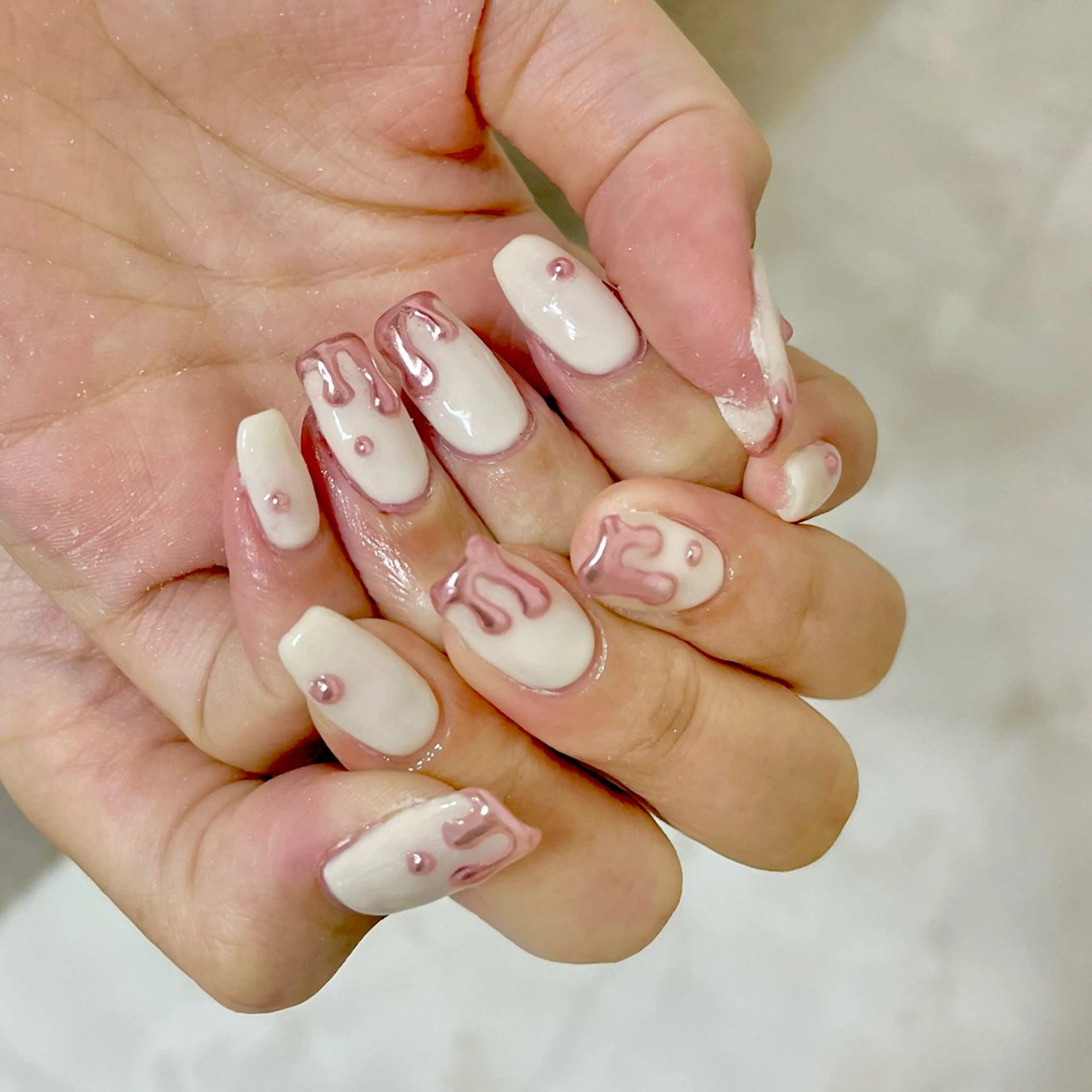 ネイル ミラーネイル One’Ness所属・One’Ness Nana🤍のネイルデザイン