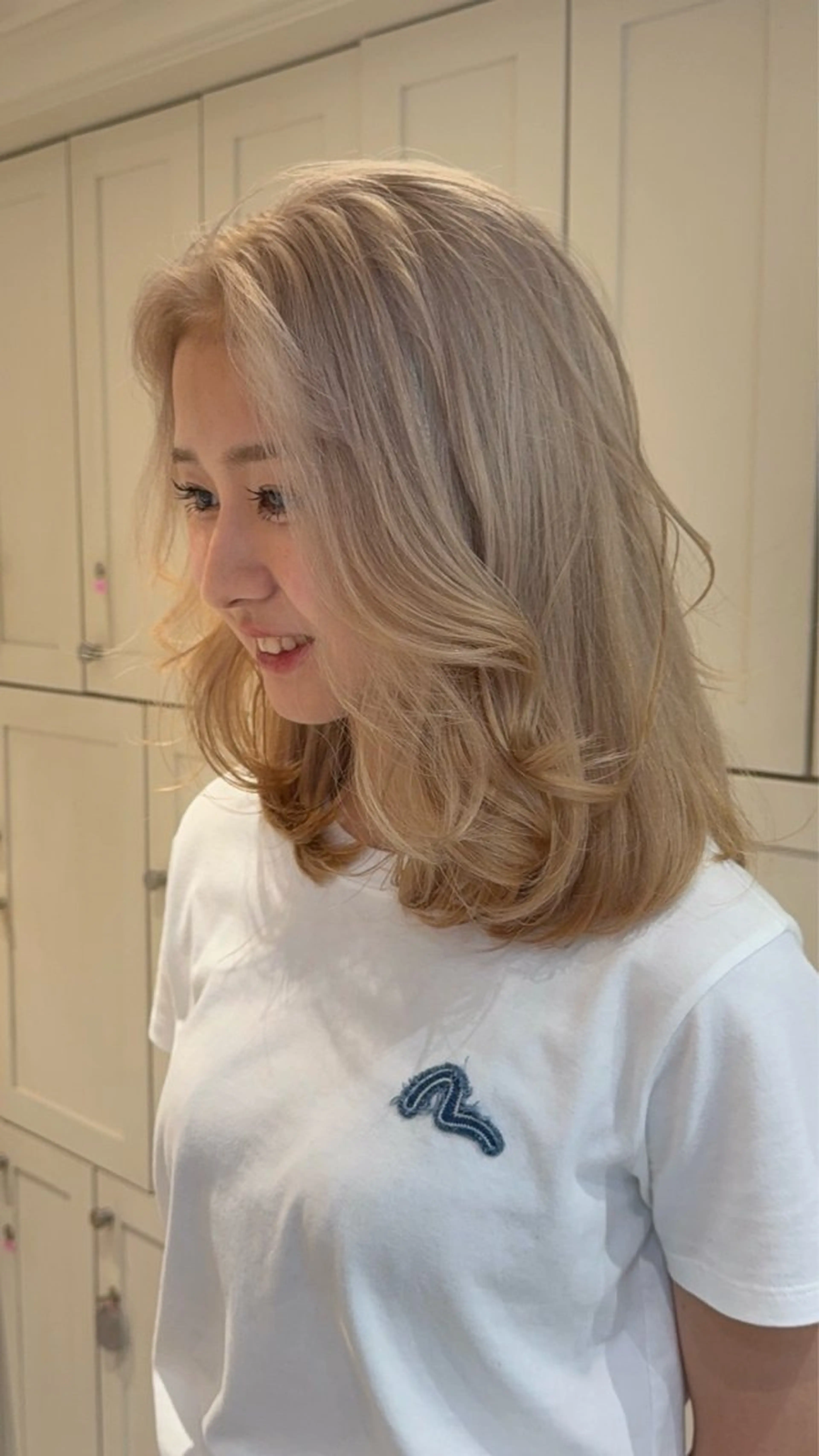 ミディアム カラー カット ヘアカラー 岩澤 祐輔のヘアスタイル