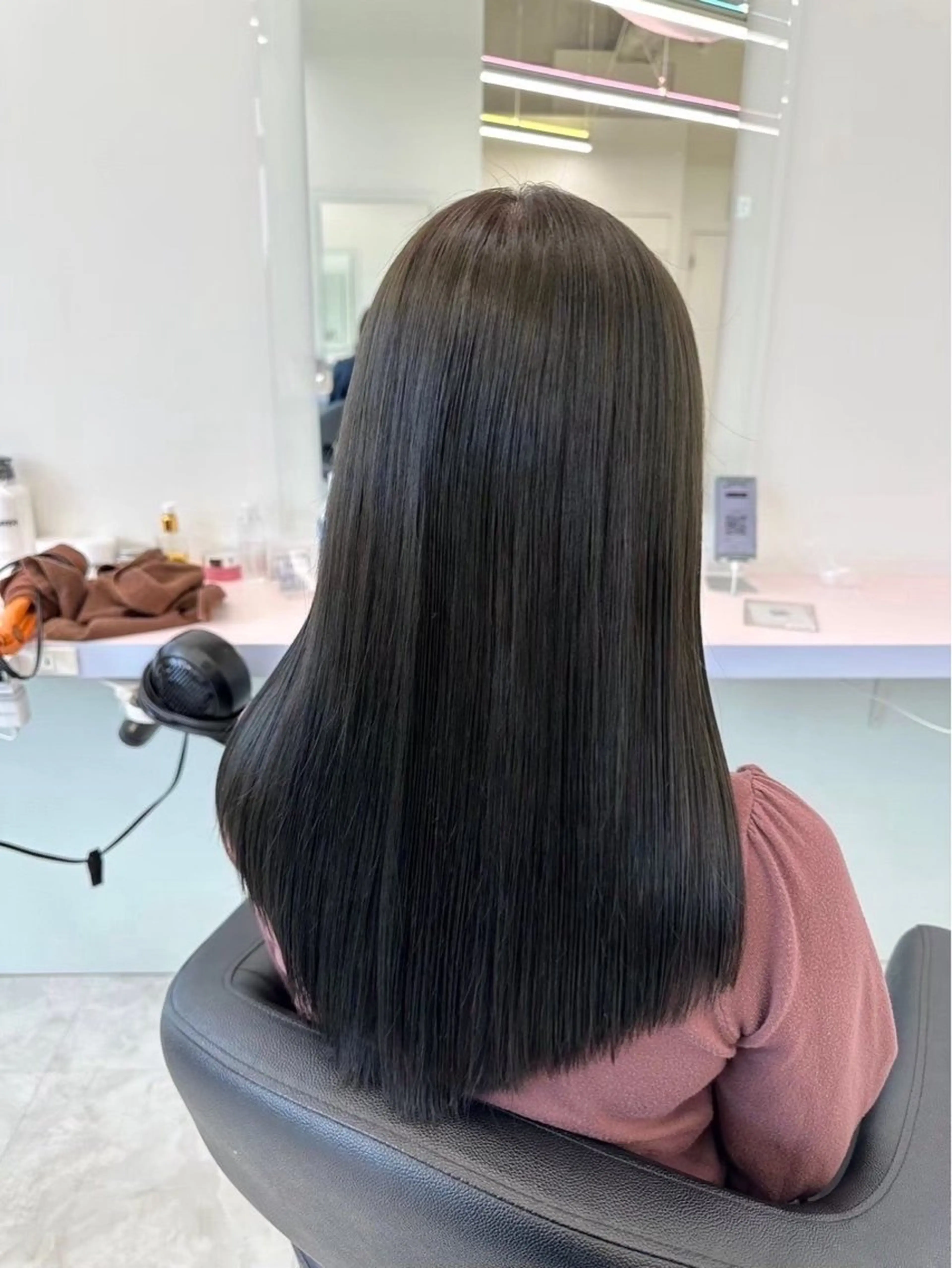 ロング カラー ヘアカラー トリートメント 海外風ブリーチなし 🫒Rion🫒🩶のヘアスタイル