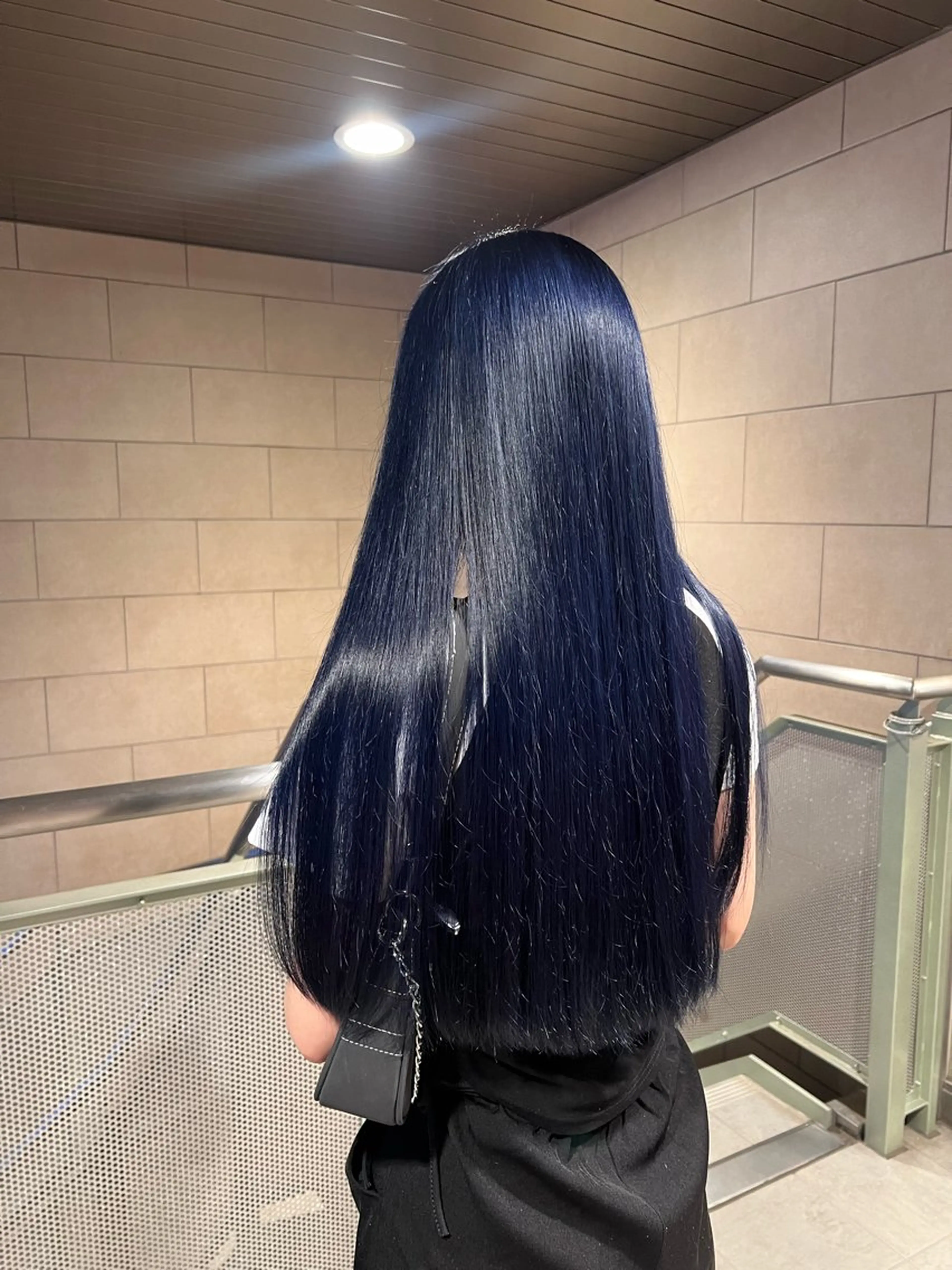 カラー 久永 菫のヘアスタイル