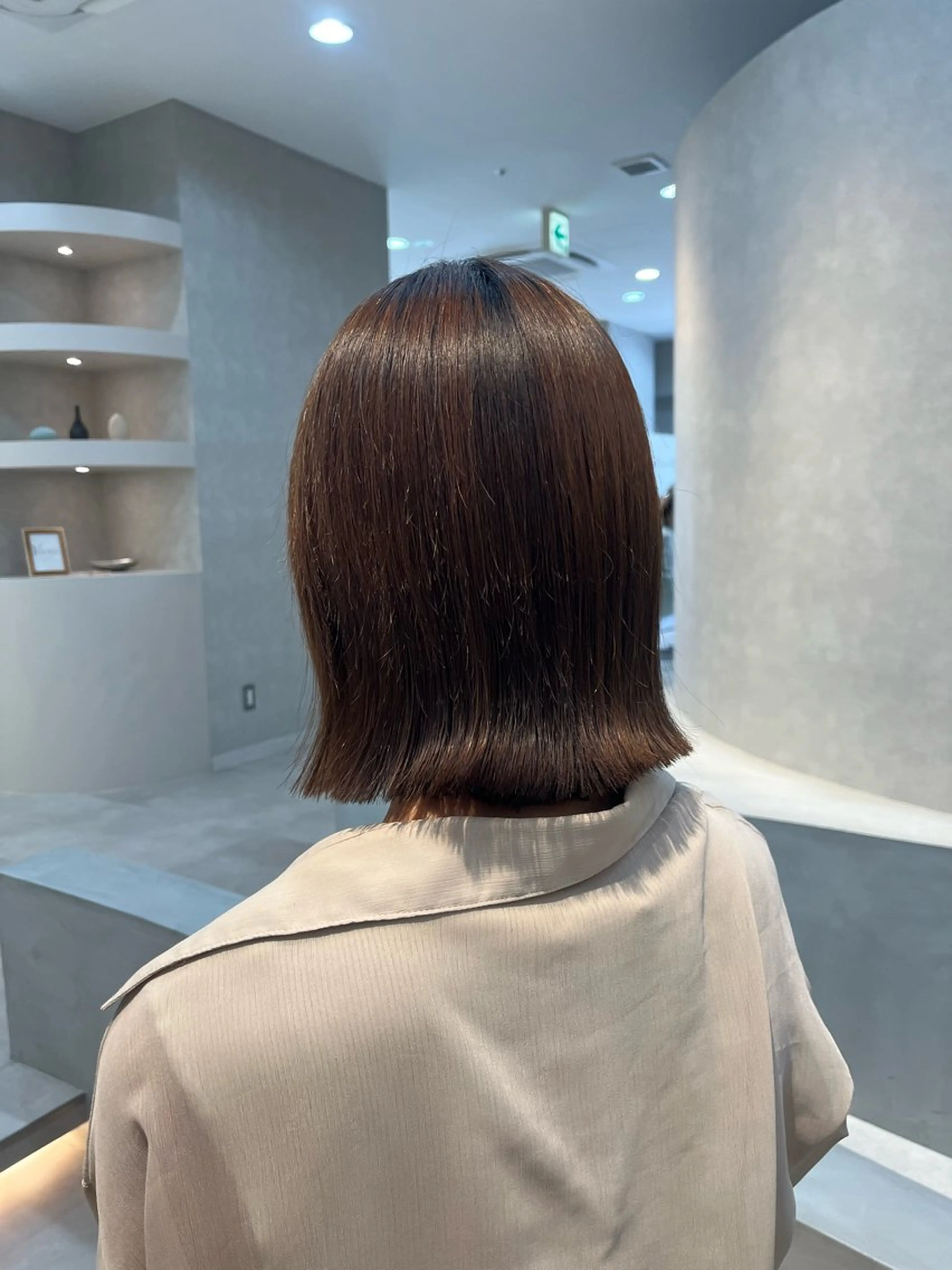 ミディアム 切りっぱなしボブ ボブ 関 琴美のヘアスタイル