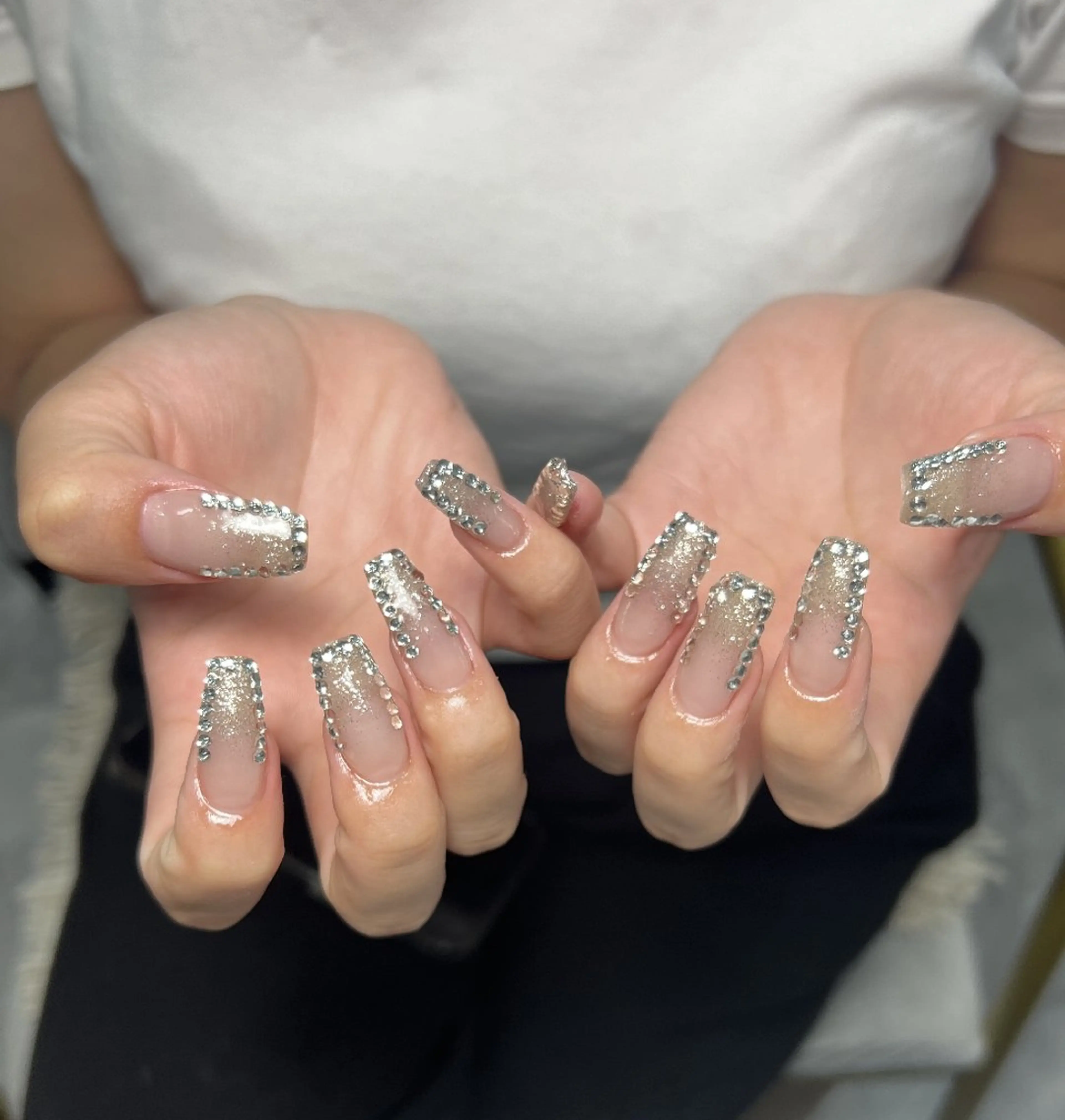 ネイル アートネイル フラワーネイル フットネイル フレンチネイル ジェルネイル ハンドネイル UM Nail Salonのネイルデザイン