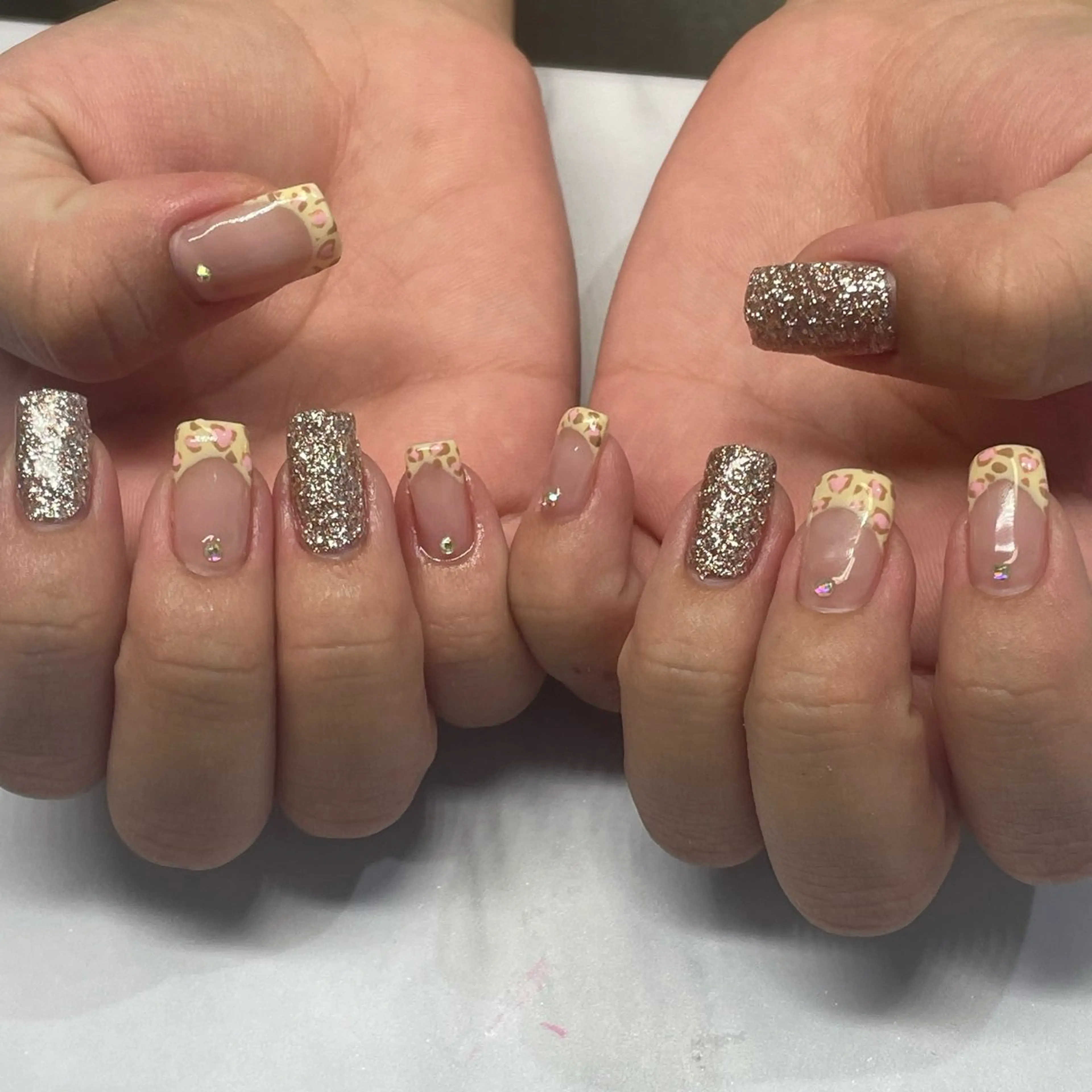 ネイル ハンドネイル Ada立川店🫧宮田 美桜のネイルデザイン