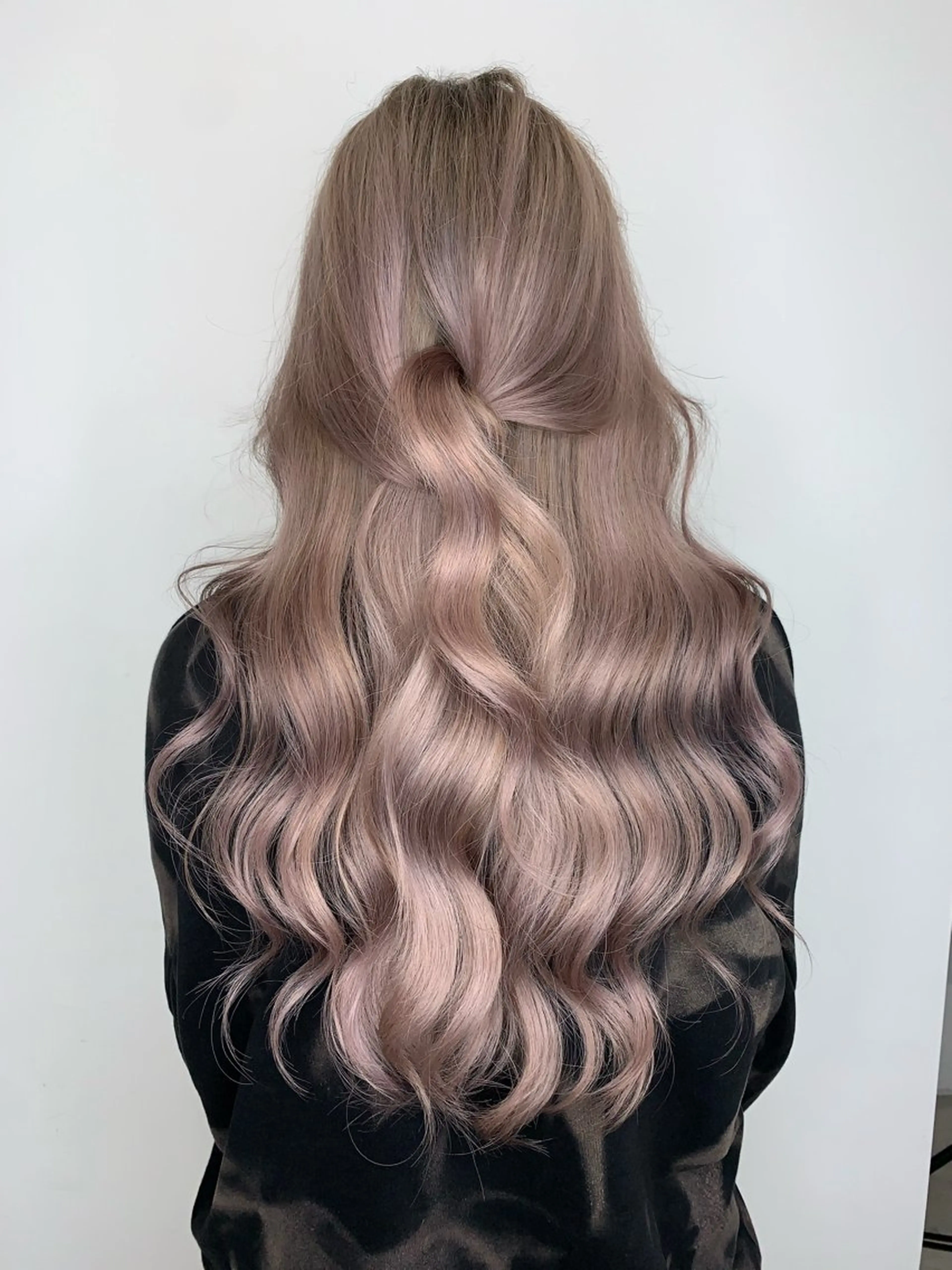 カラー 透明感カラー 田中 莉香のヘアスタイル