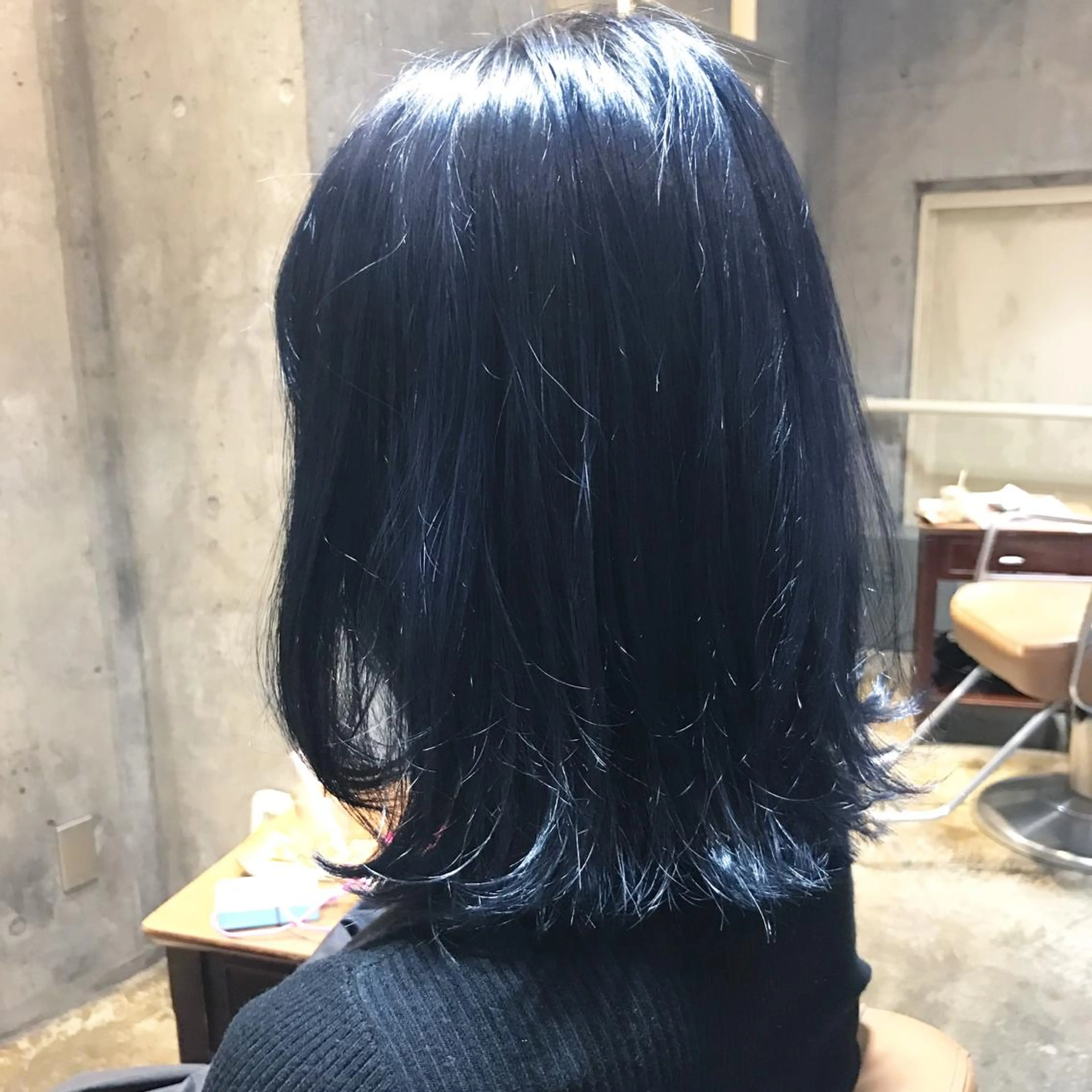 ミディアム カラー ブルーカラー ダブルカラー ネイビーカラー 高比良 剛のヘアスタイル