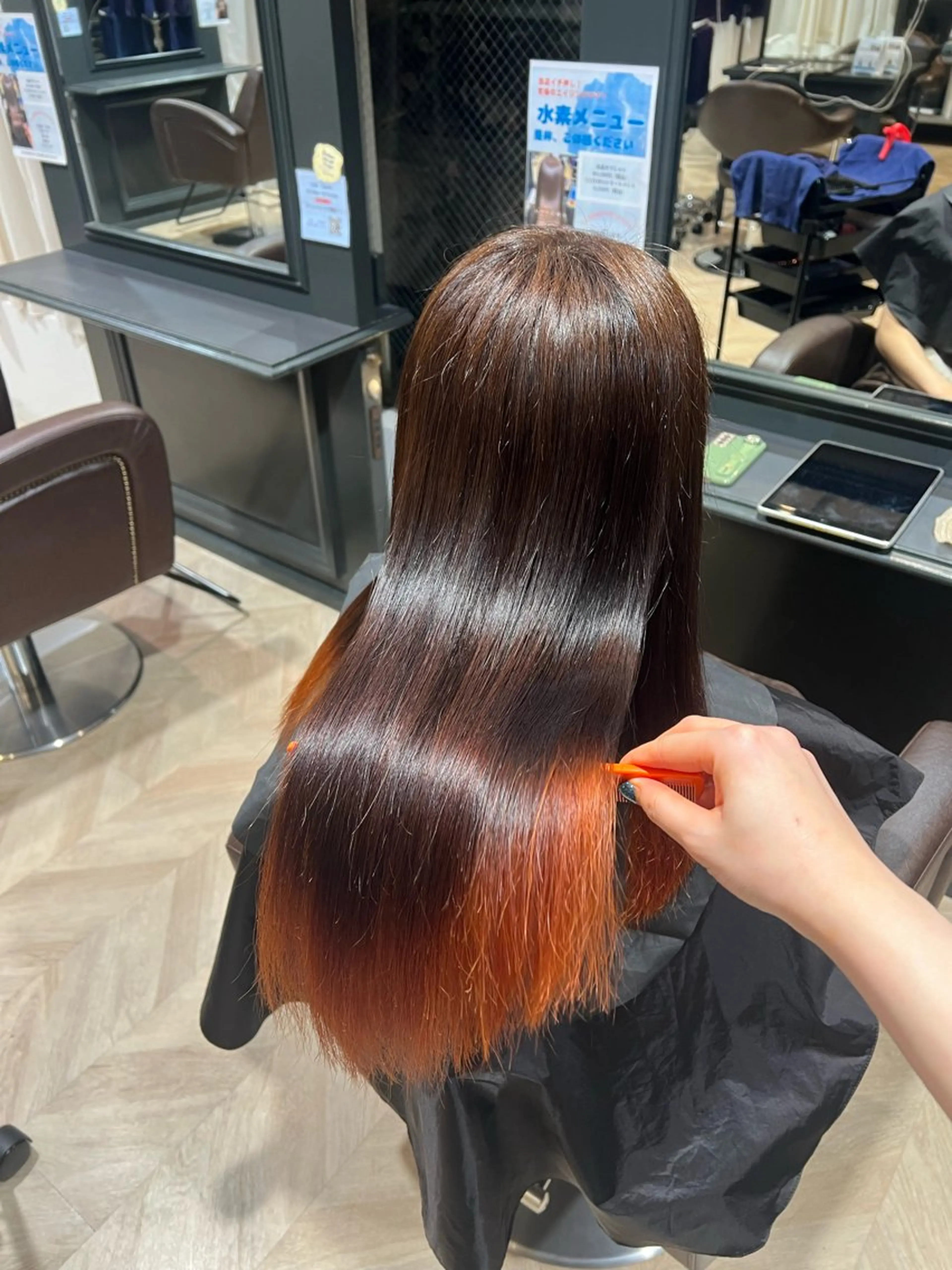ロング カラー ブラウンカラー デザインカラー オレンジ たんげ なるみ ┆Jr.スタイリストのヘアスタイル
