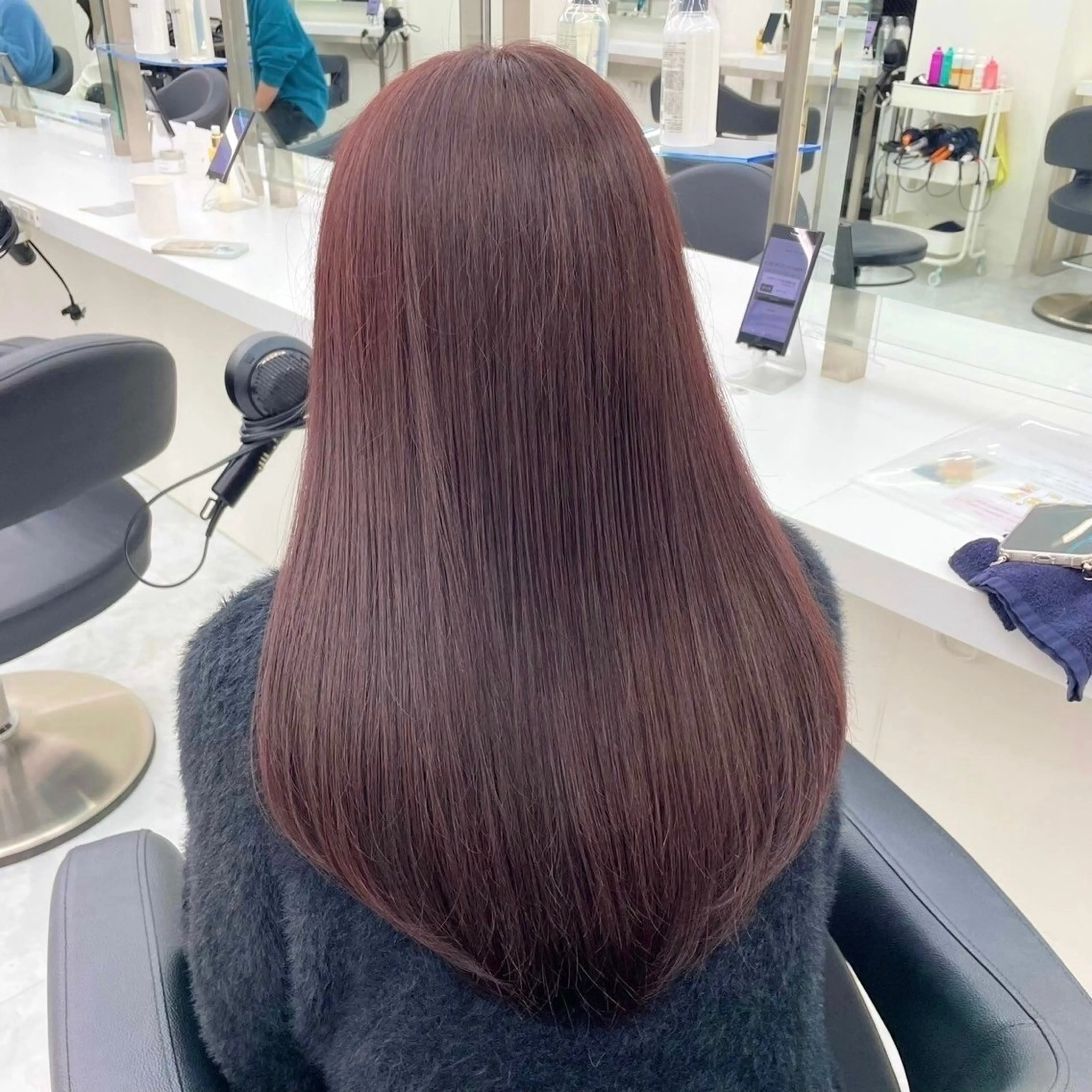 ロング カラー ヘアカラー トリートメント 上品モテヘア💍🤎 karen💍🤎のヘアスタイル