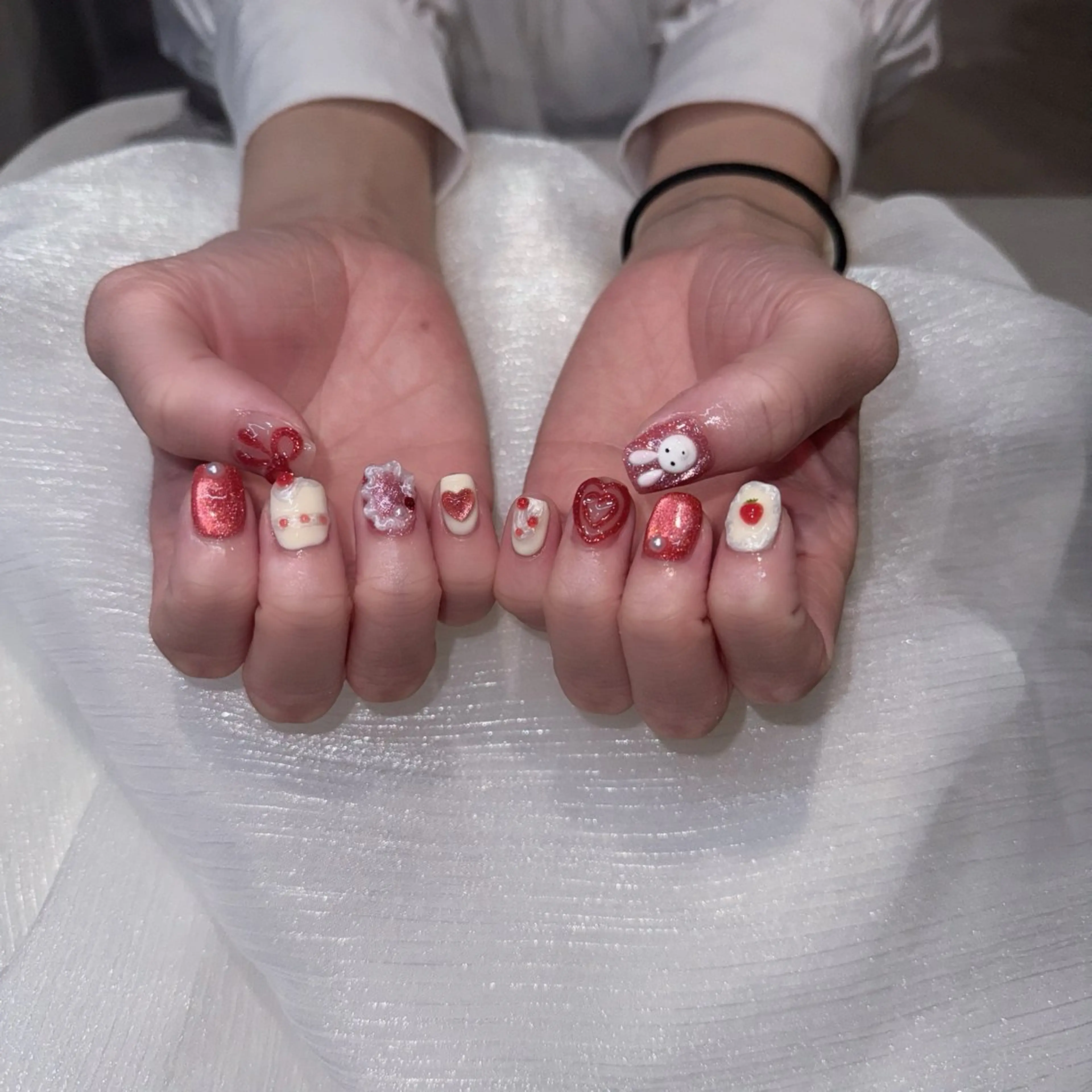 ネイル ハンドネイル 新井 ひなののネイルデザイン