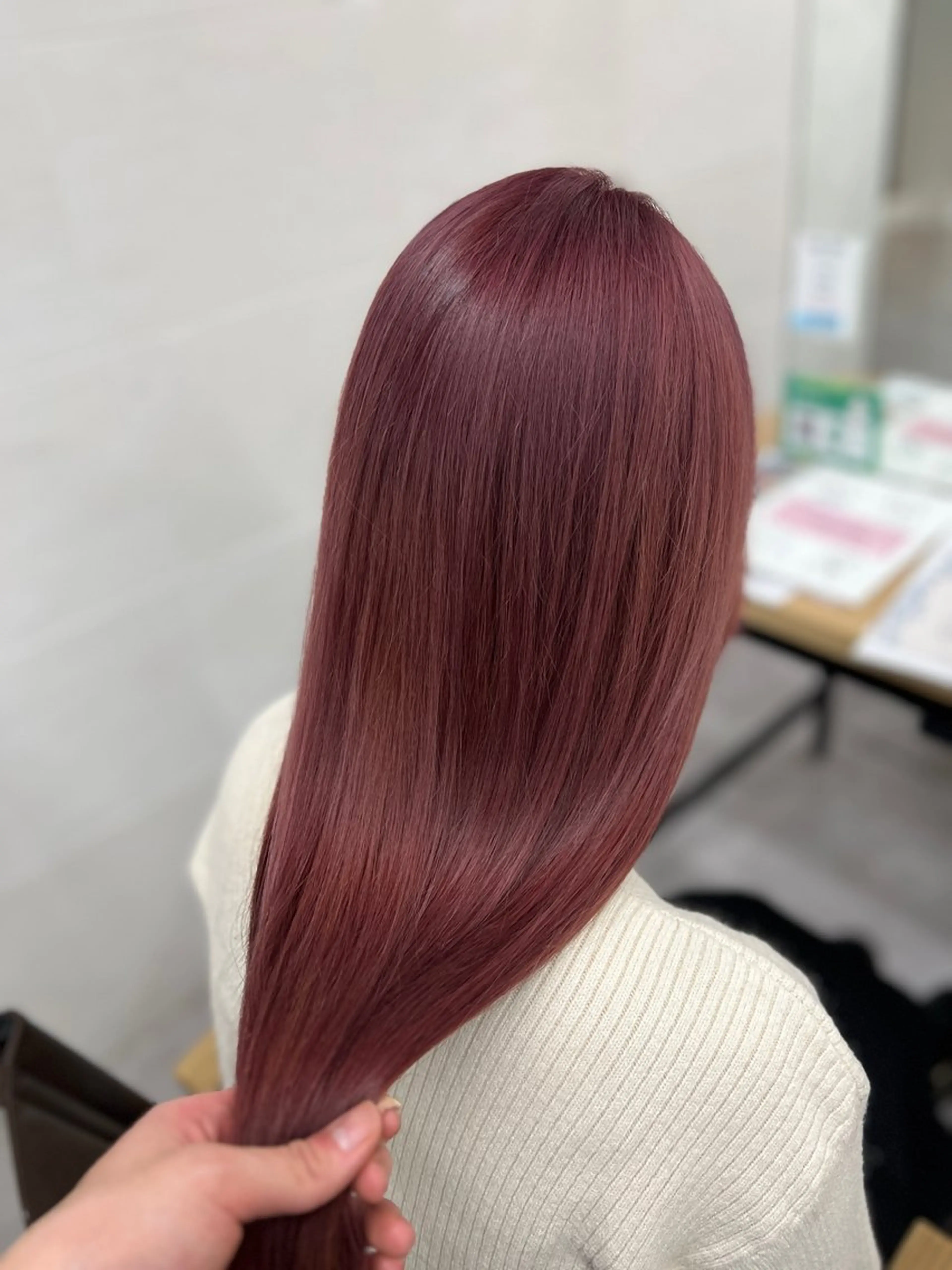 カラー care所属・西本 泰智のヘアスタイル