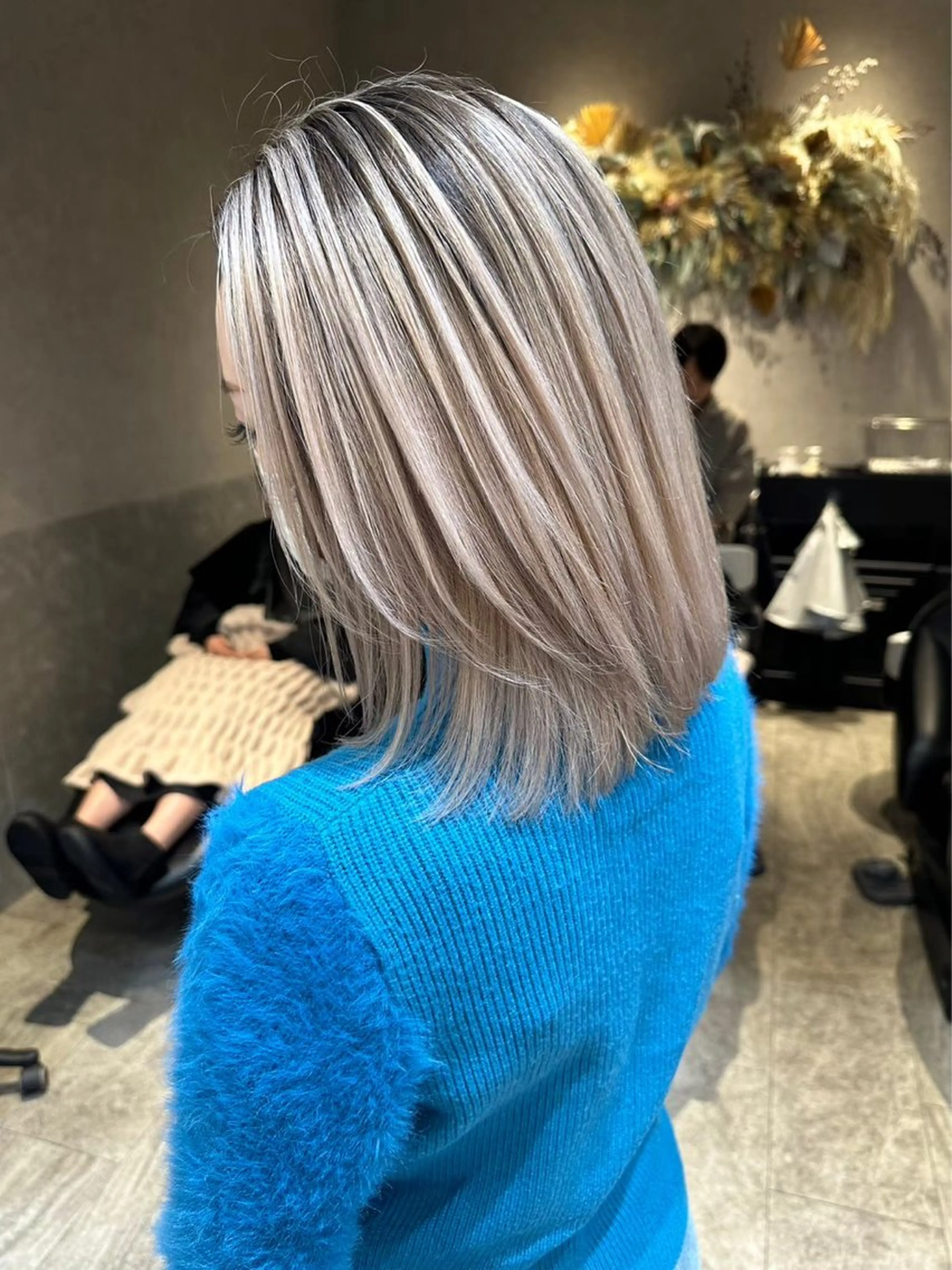 ロング カラー ヘアカラー トリートメント Lond Le'aのヘアスタイル