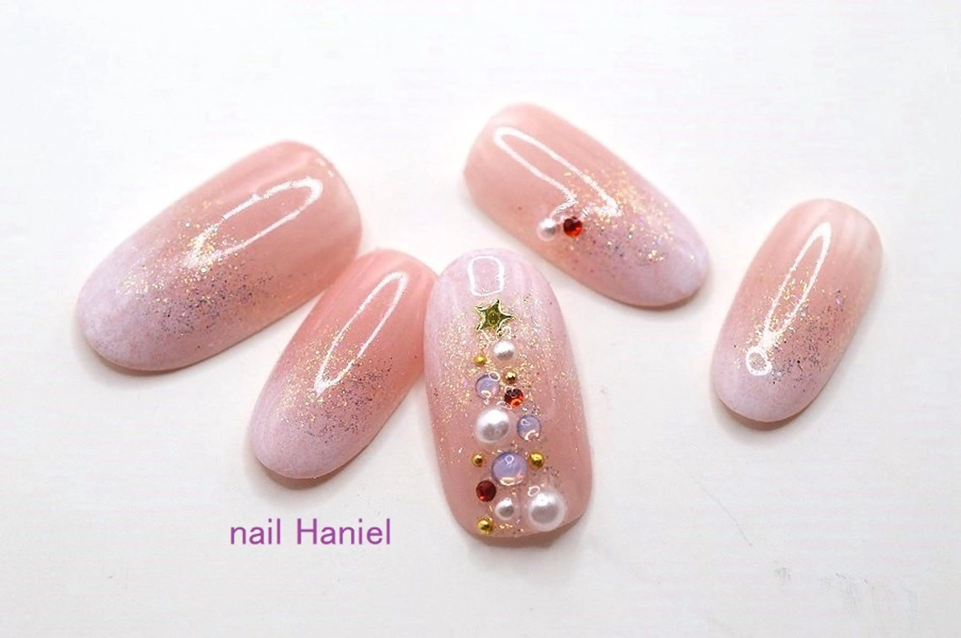 ネイル アートネイル ジェルネイル パラジェル 冬ネイル クリスマス ハンドネイル nail Haniel所属・半蔵門サロンハニエル 魅神 ちよのネイルデザイン