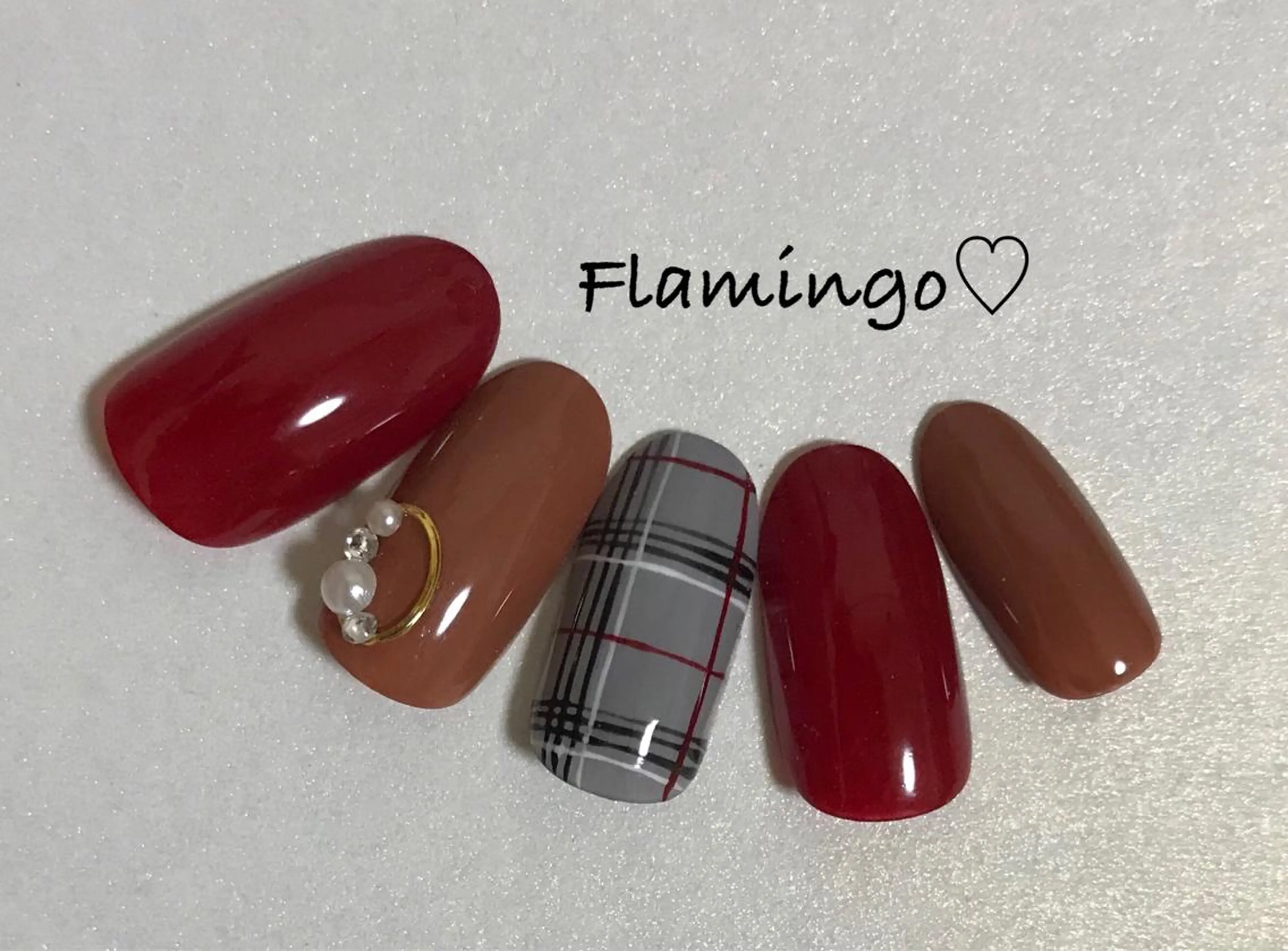 ネイル ワンカラーネイル 冬ネイル 40代からの爪を守る ×ケア重視サロン♡のネイルデザイン